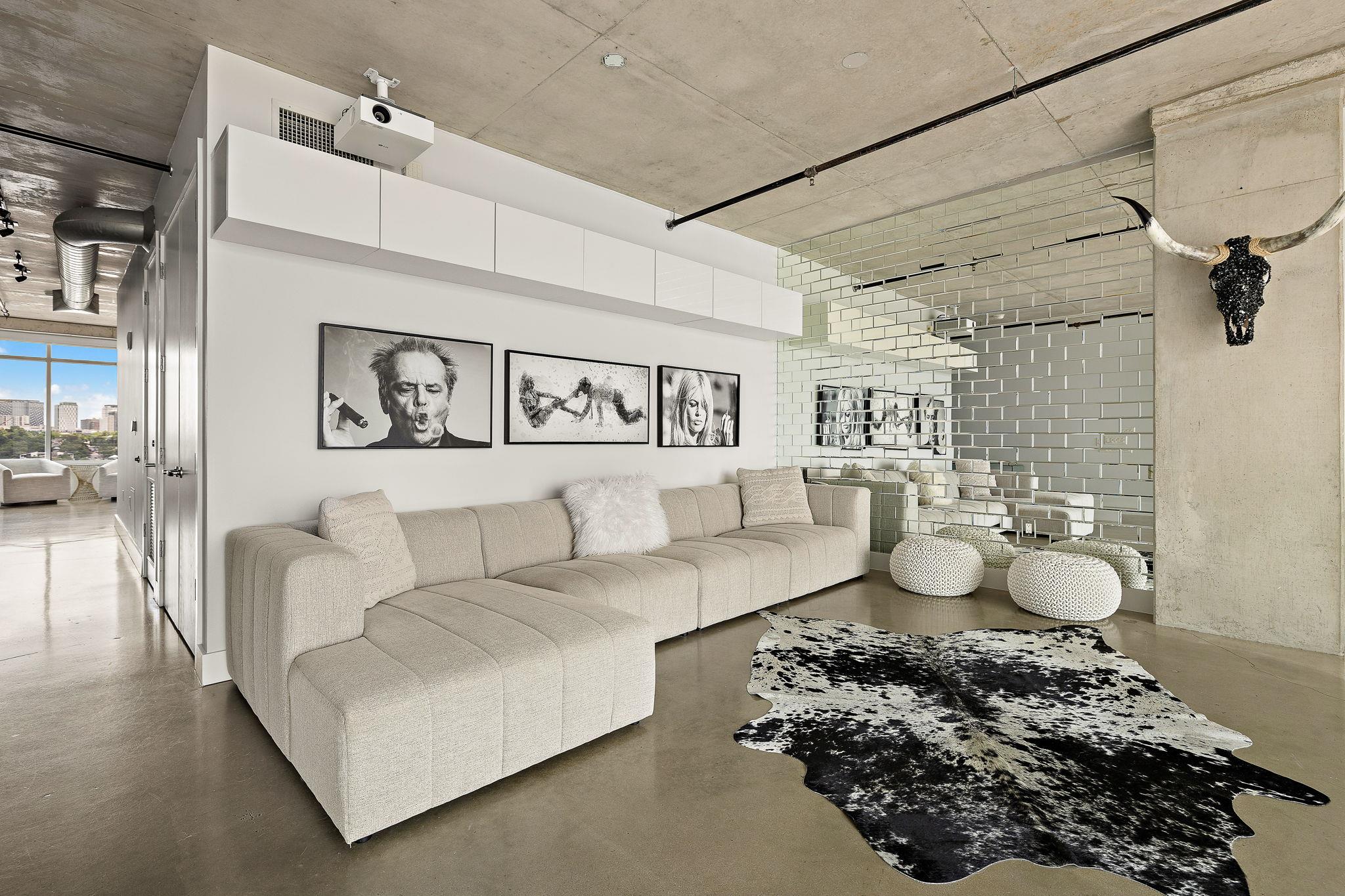 800 W 5th St # 1209, Austin, TX 78703