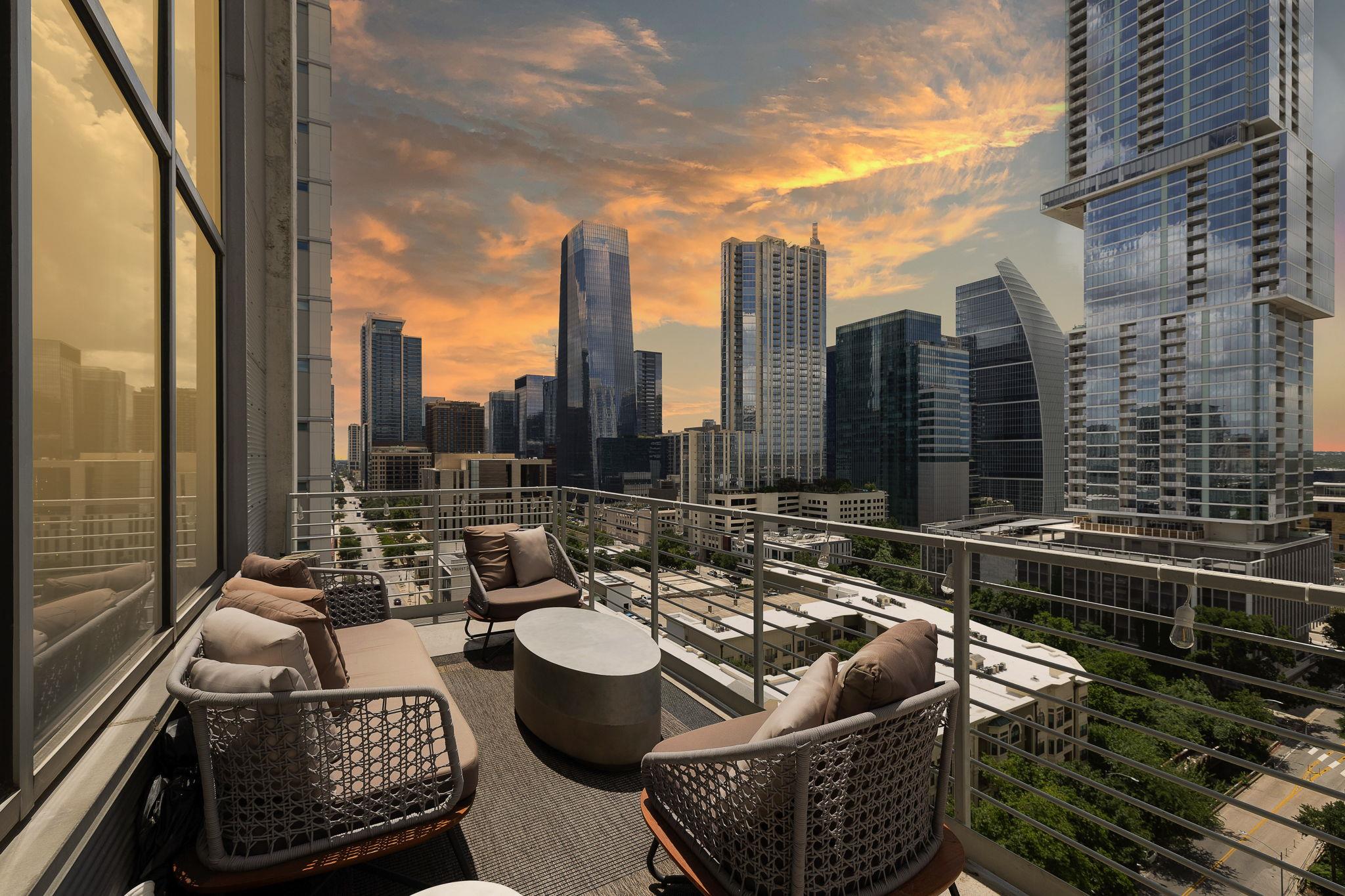 800 W 5th St # 1209, Austin, TX 78703