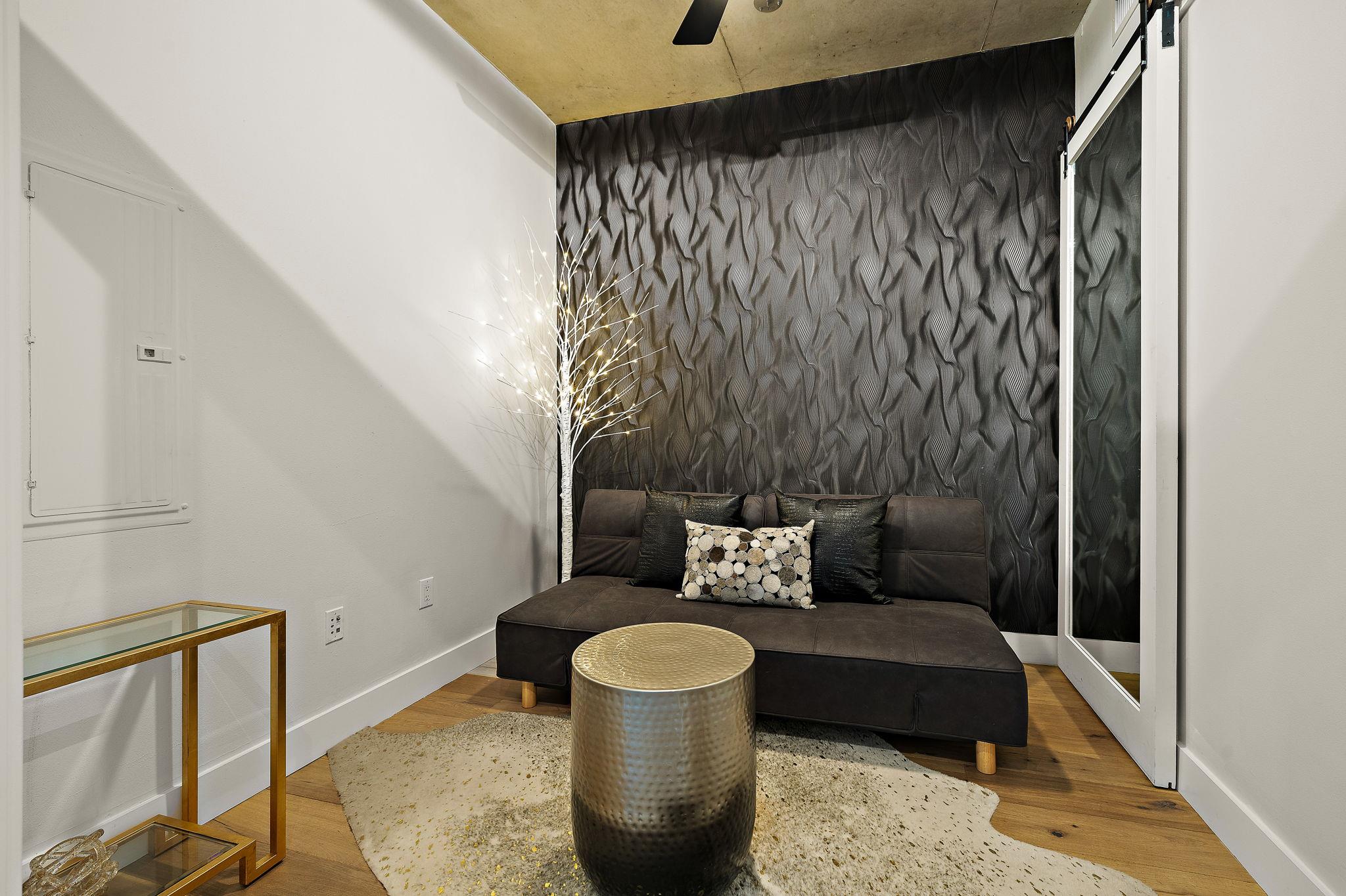 800 W 5th St # 1209, Austin, TX 78703