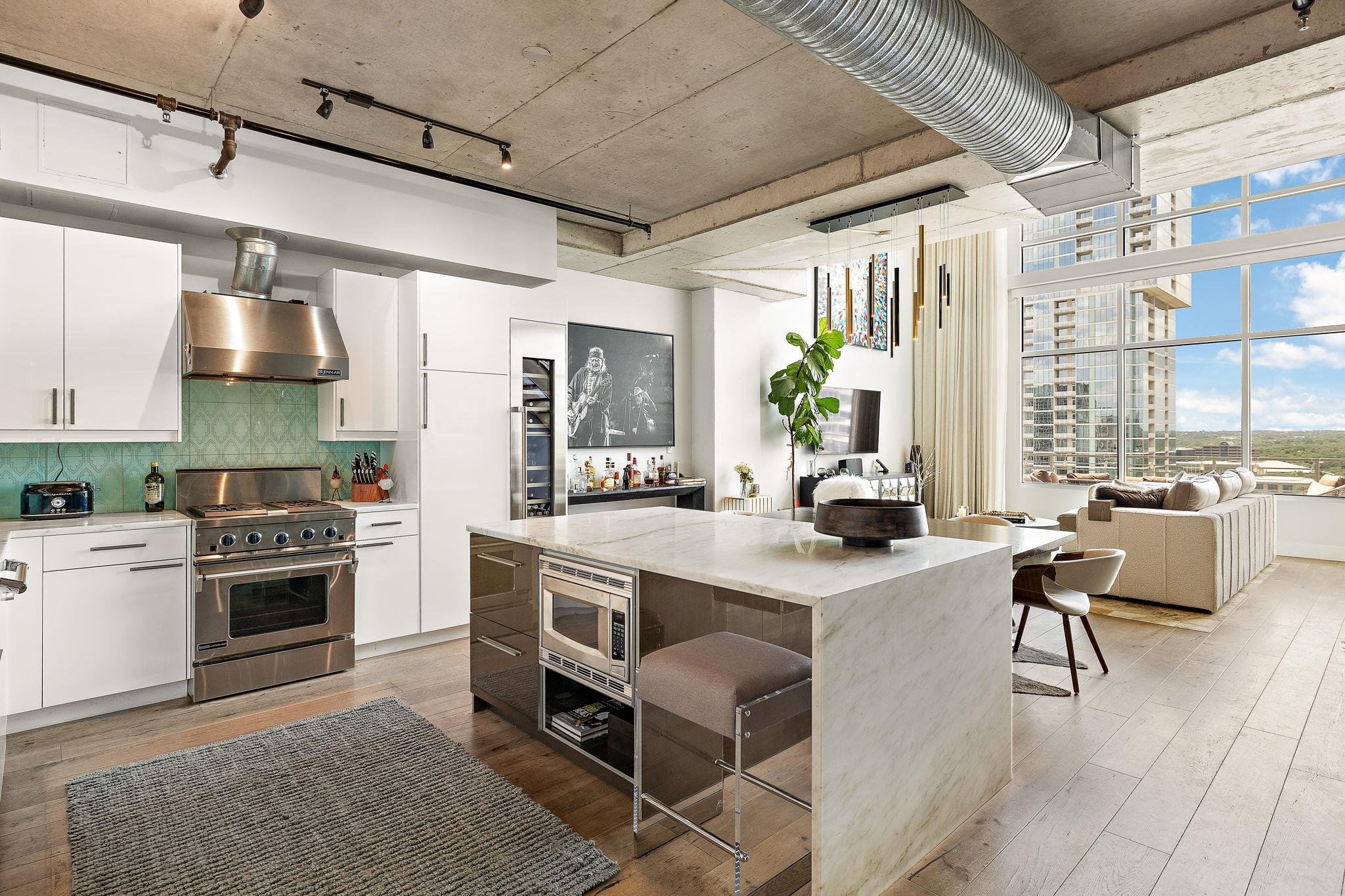 800 W 5th St # 1209, Austin, TX 78703