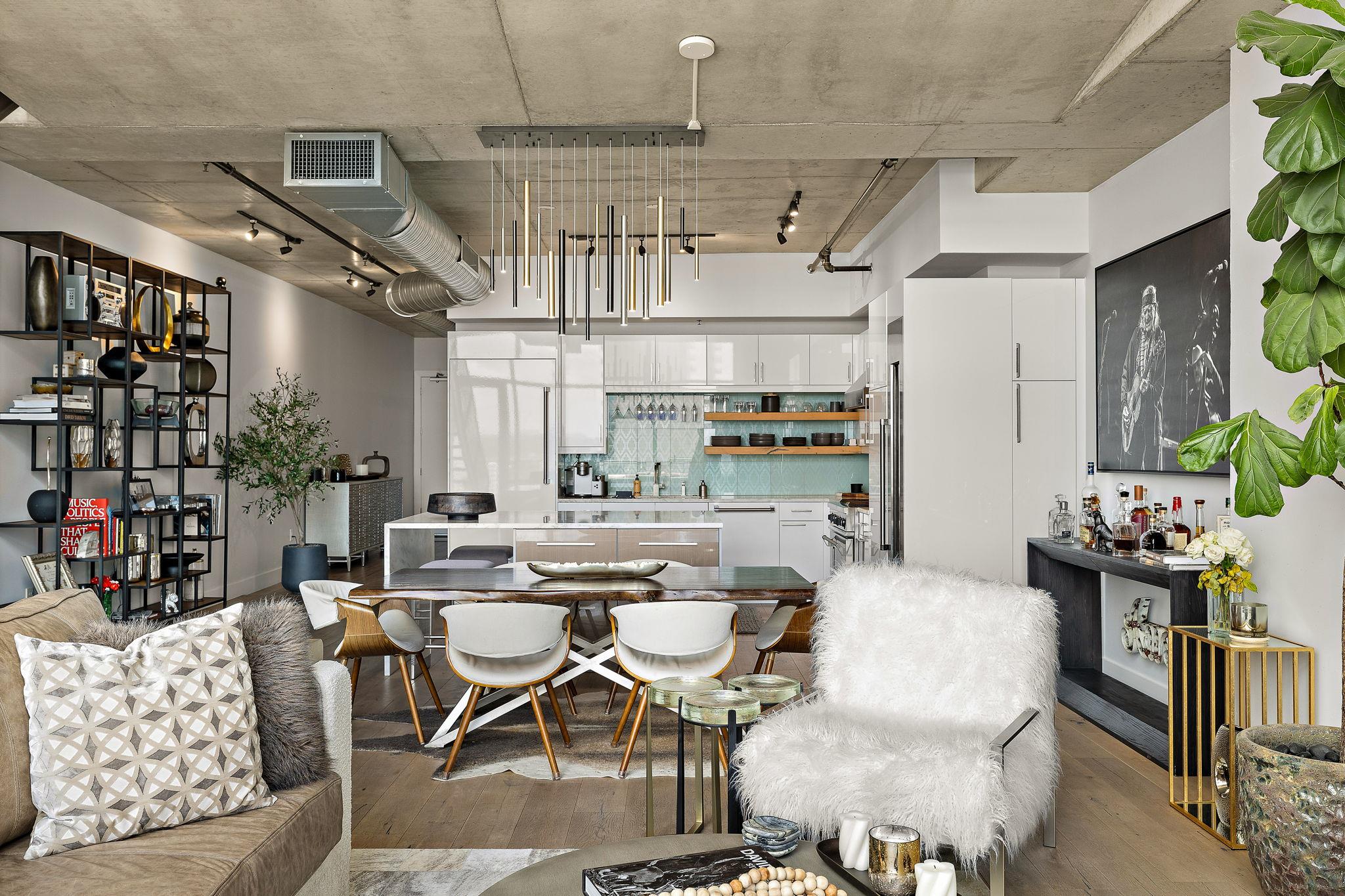 800 W 5th St # 1209, Austin, TX 78703