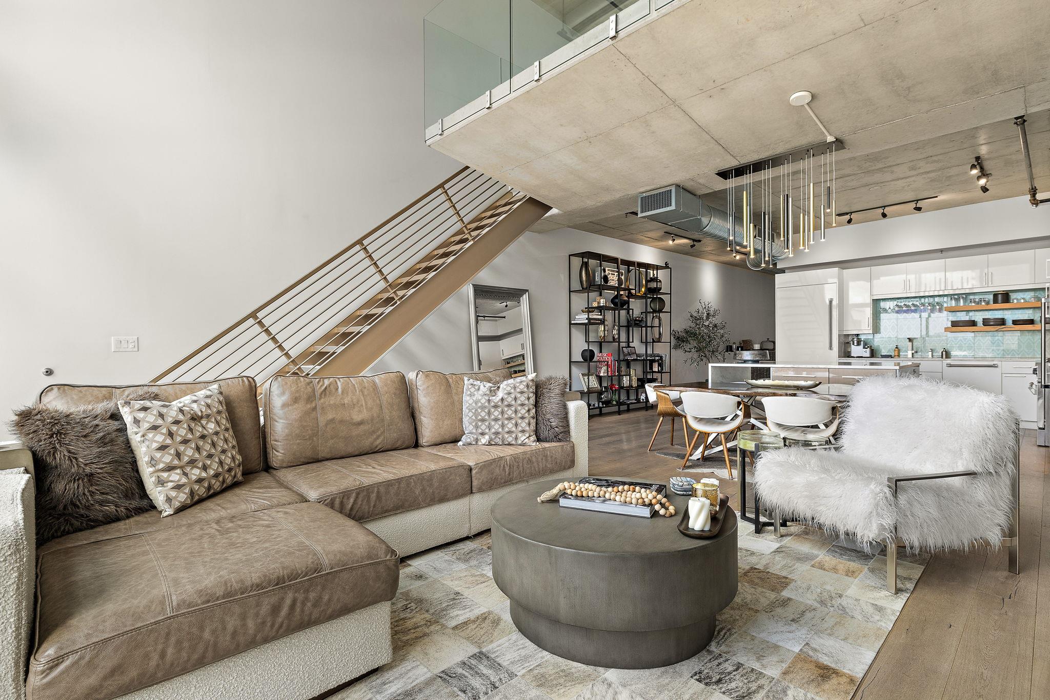 800 W 5th St # 1209, Austin, TX 78703