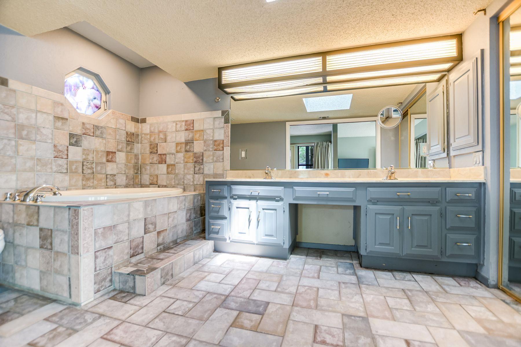 6506 Cascada Dr, Austin, TX 78750