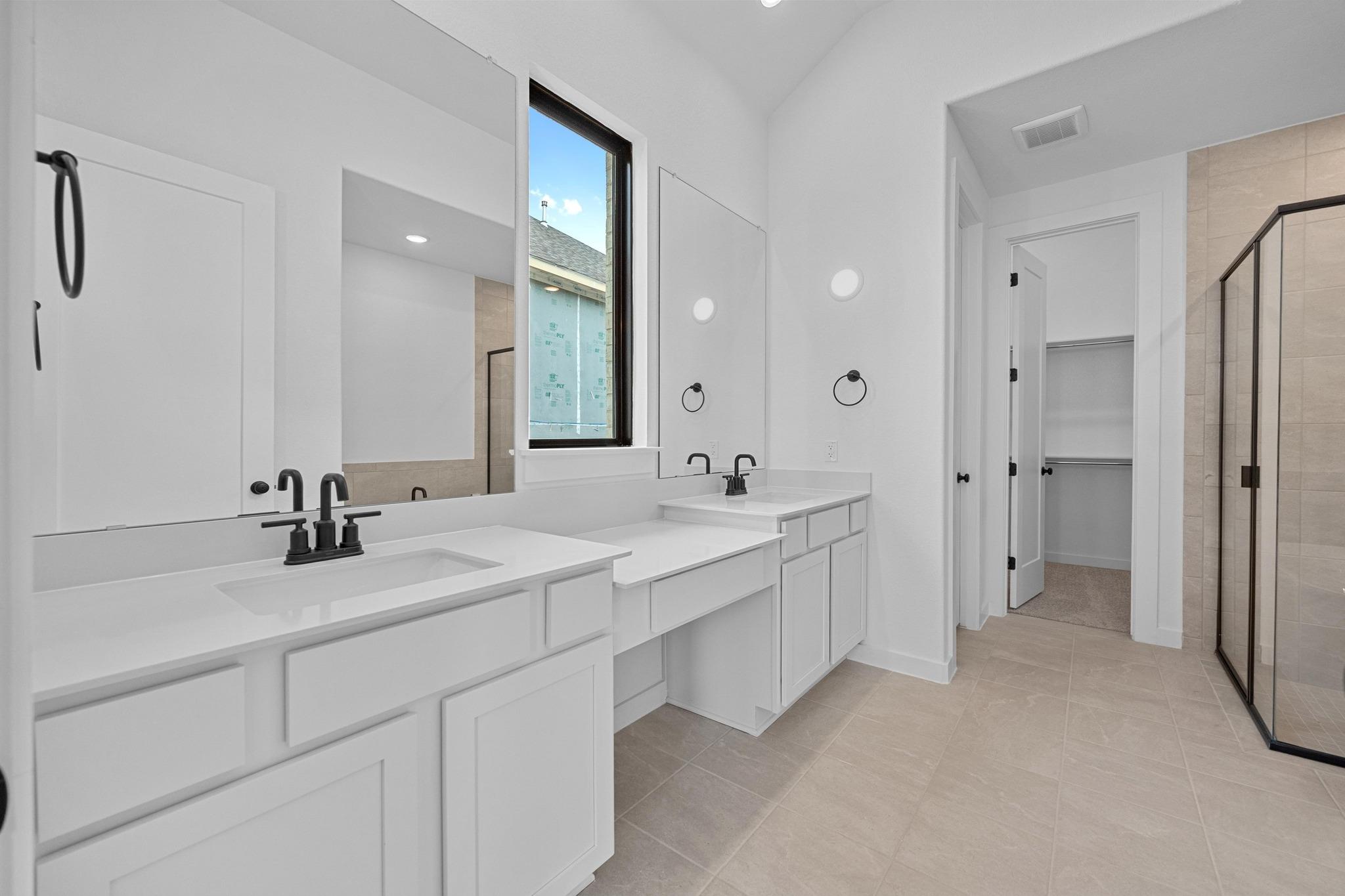 22809 Golden Daisy Ln, Lago Vista, TX 78645