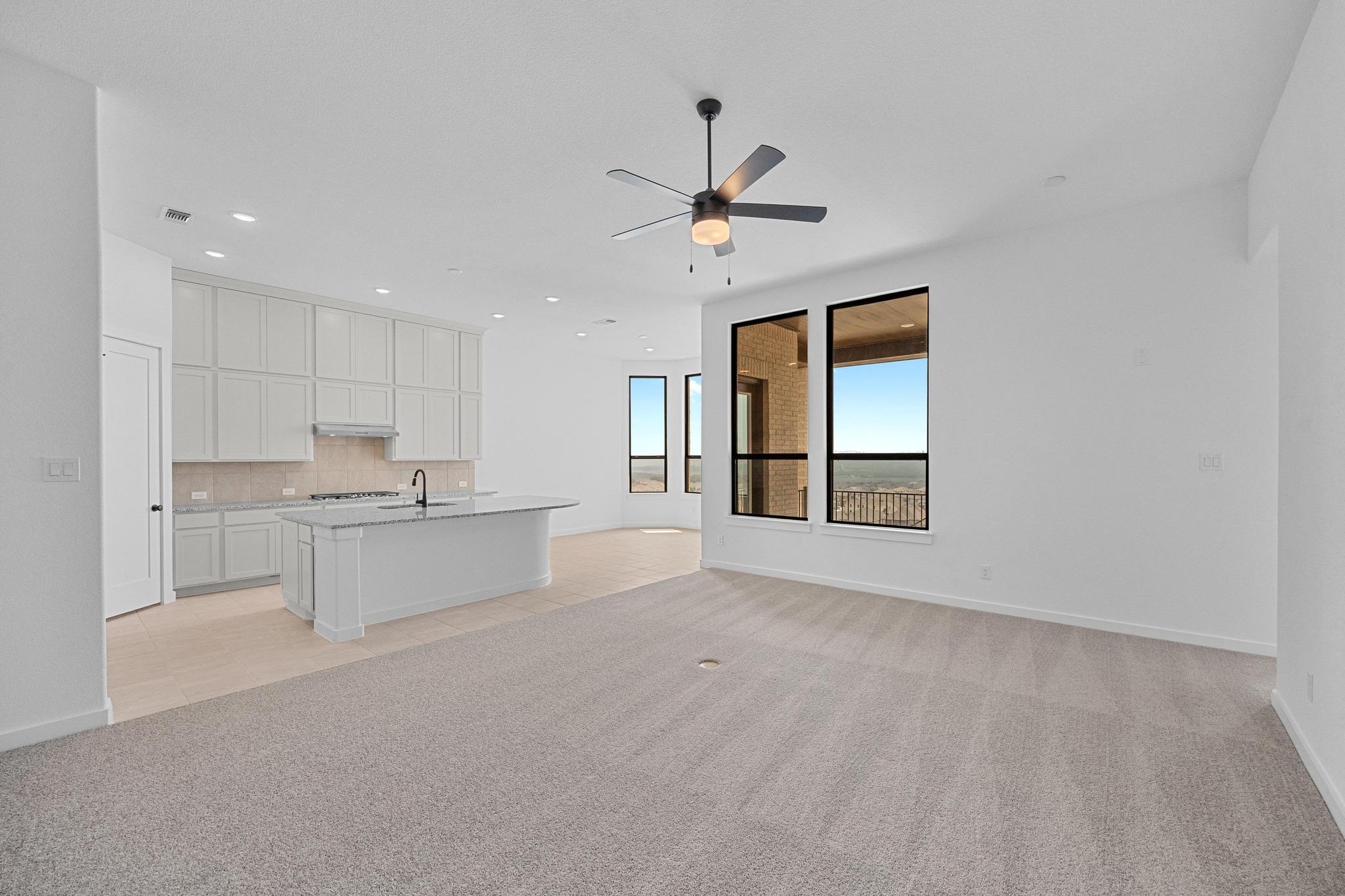 22809 Golden Daisy Ln, Lago Vista, TX 78645