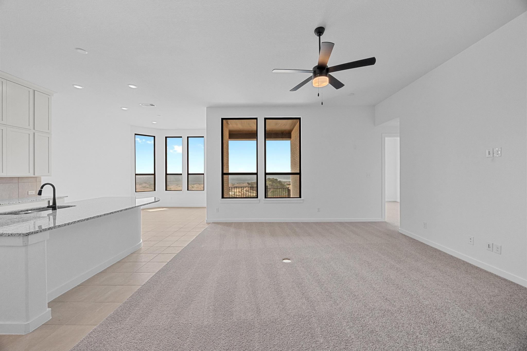 22809 Golden Daisy Ln, Lago Vista, TX 78645