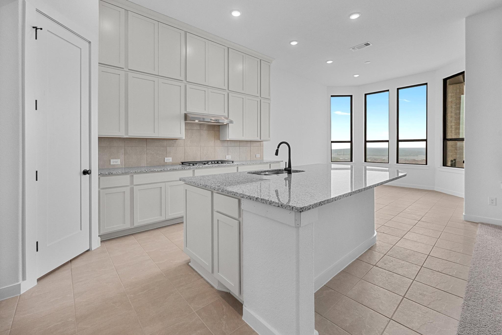 22809 Golden Daisy Ln, Lago Vista, TX 78645