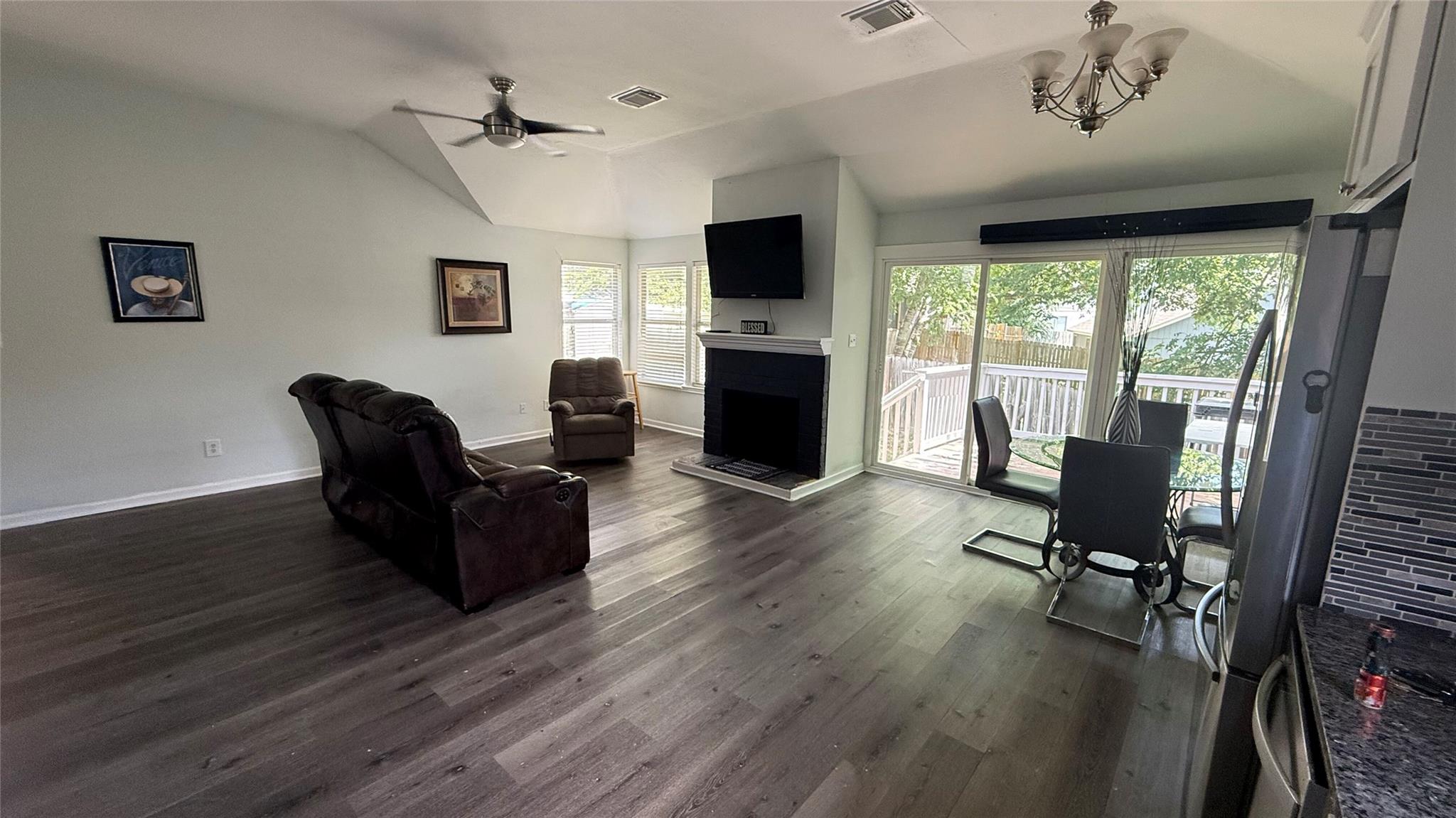 5802 Teri Rd, Austin, TX 78744