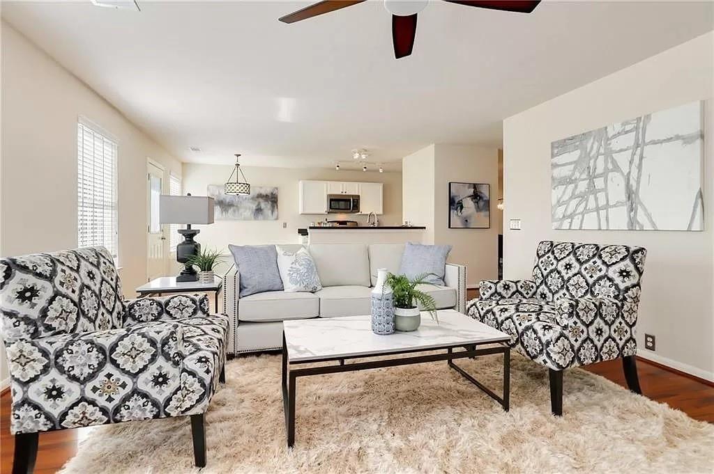 809 Barefoot Cv, Round Rock, TX 78665