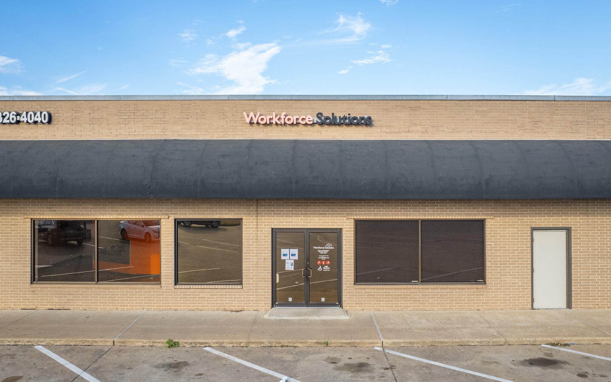 630 10th St # A, Hempstead, TX 77445