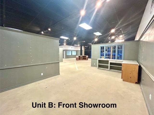 630 10th St Unit B # B, Brookshire, TX 77445