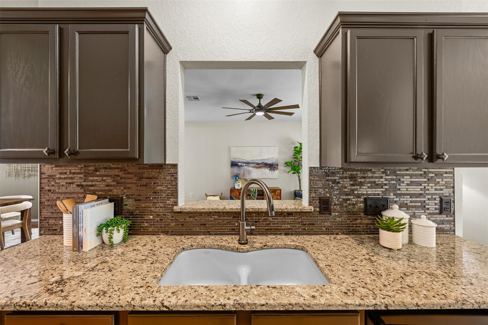 3305 Blue Ridge Dr, Round Rock, TX 78681