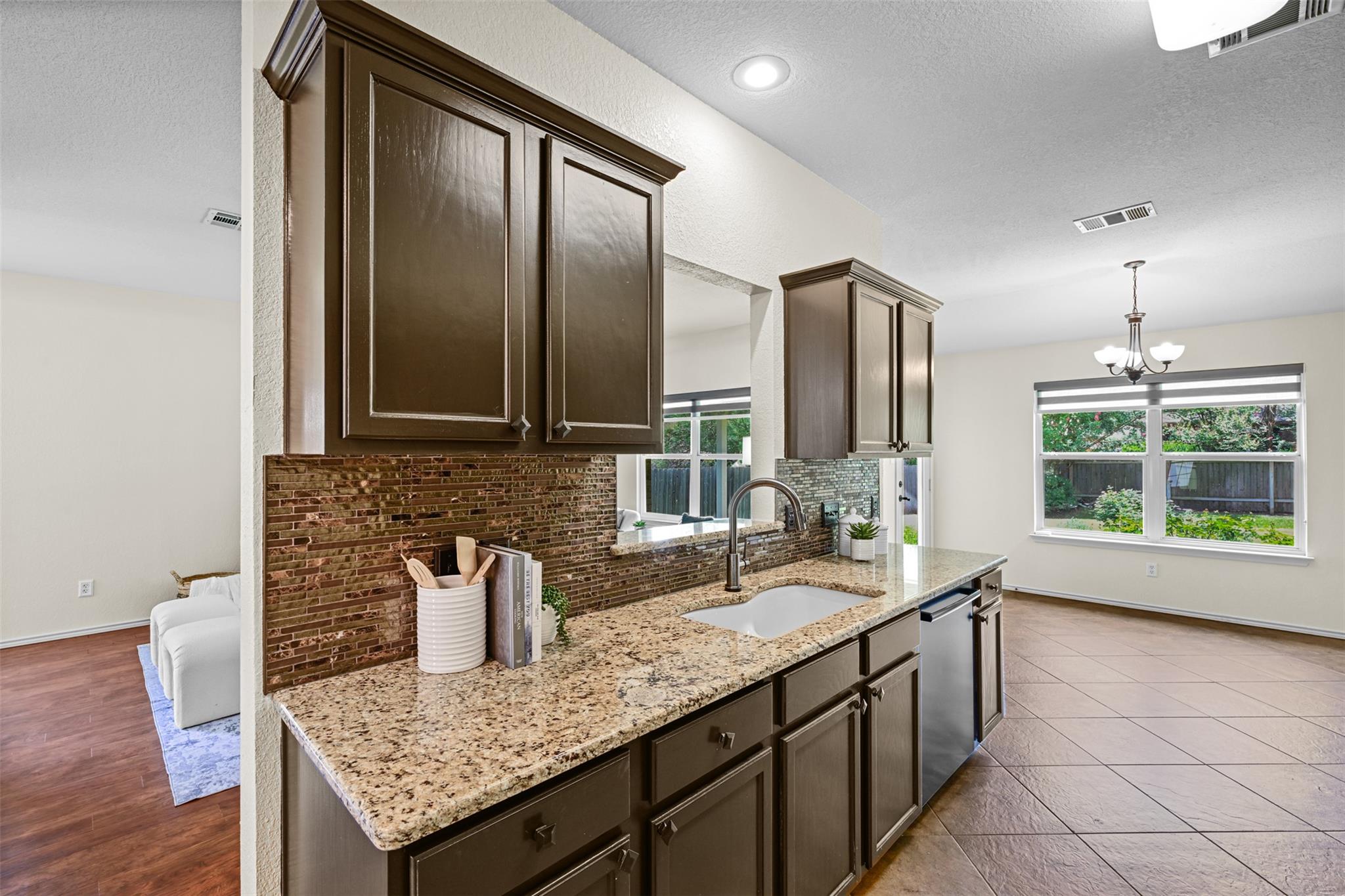 3305 Blue Ridge Dr, Round Rock, TX 78681