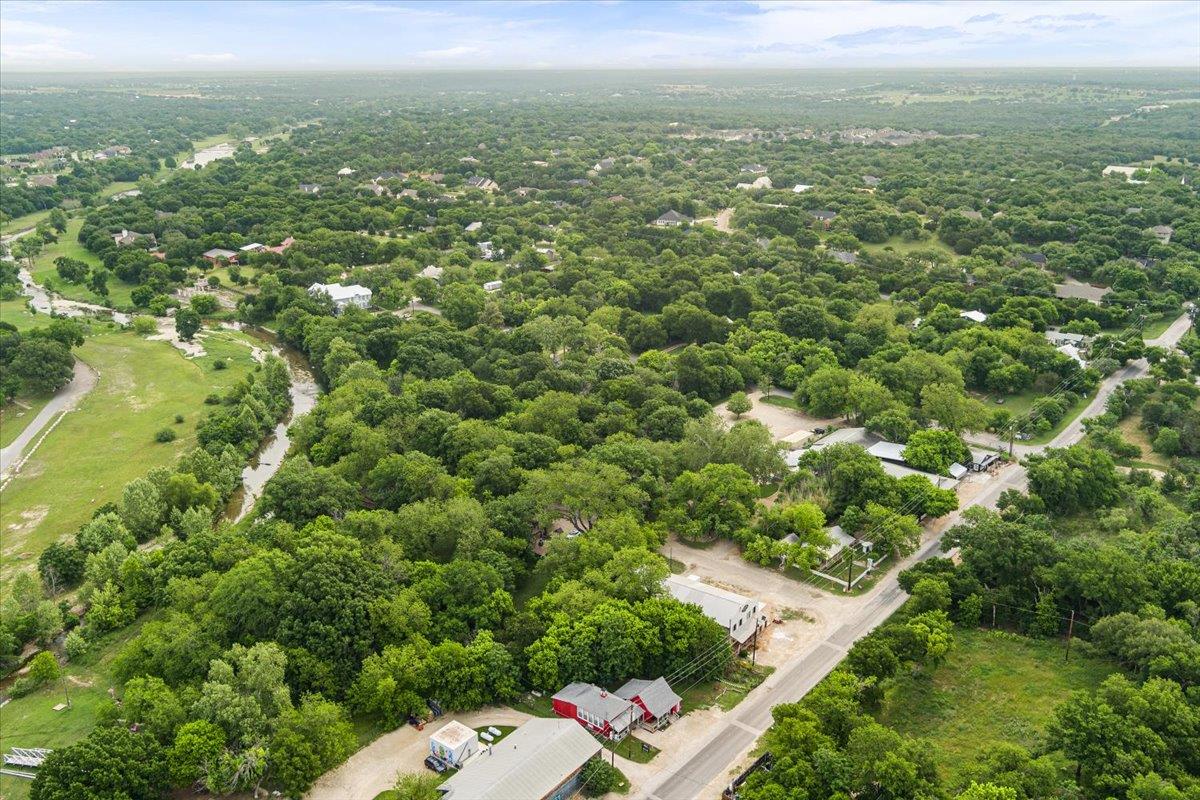 112 Royal St, Salado, TX 76571