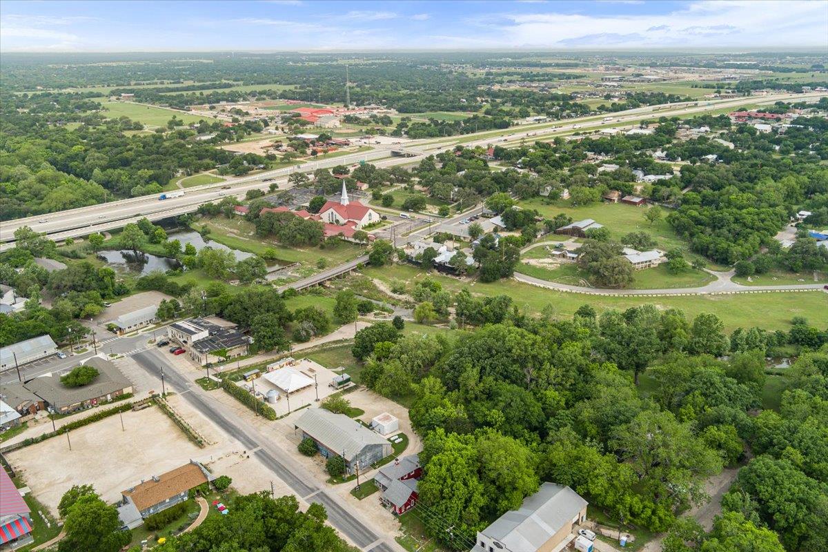 112 Royal St, Salado, TX 76571