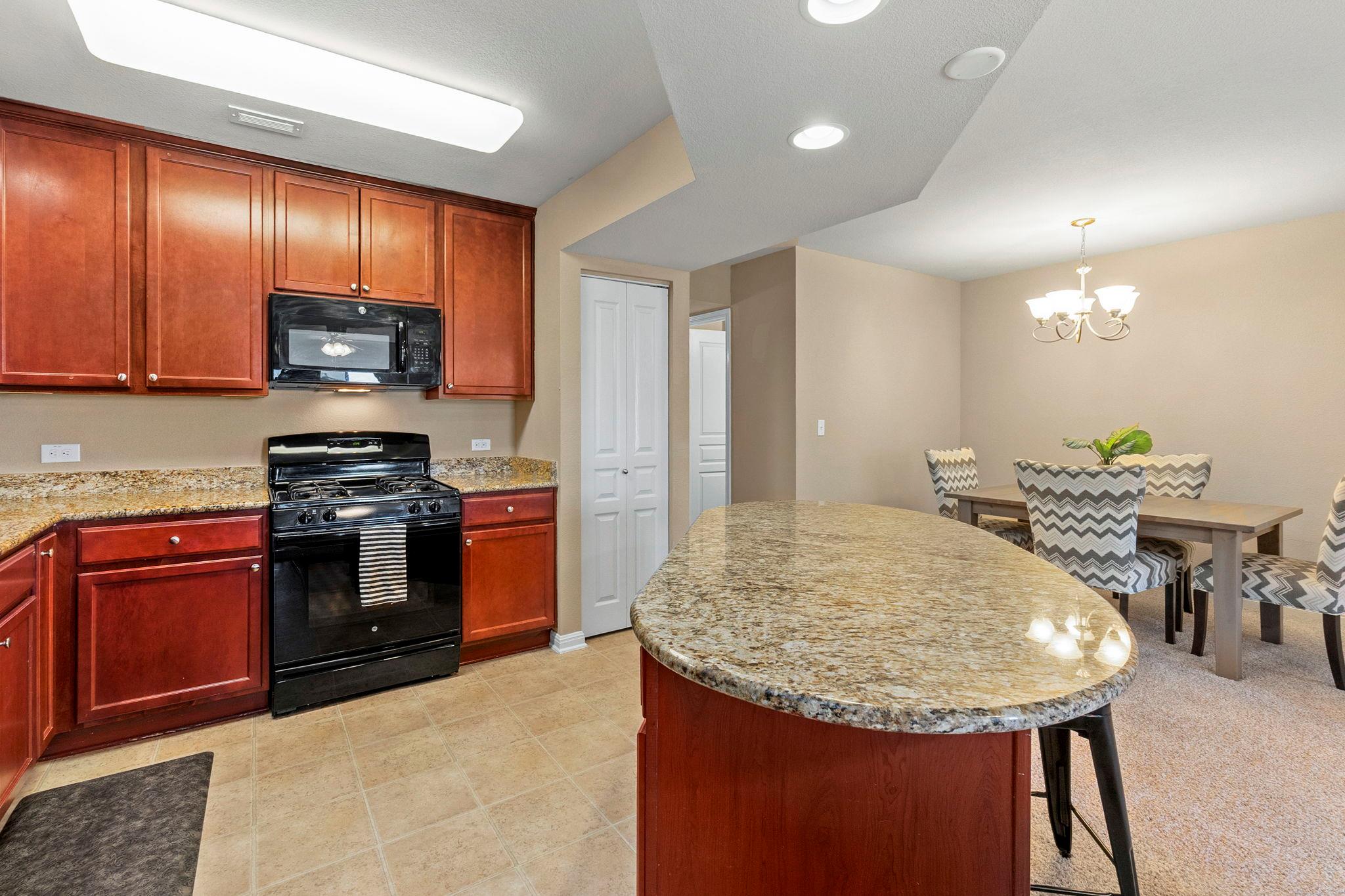 340 Trestle Tree, San Marcos, TX 78666