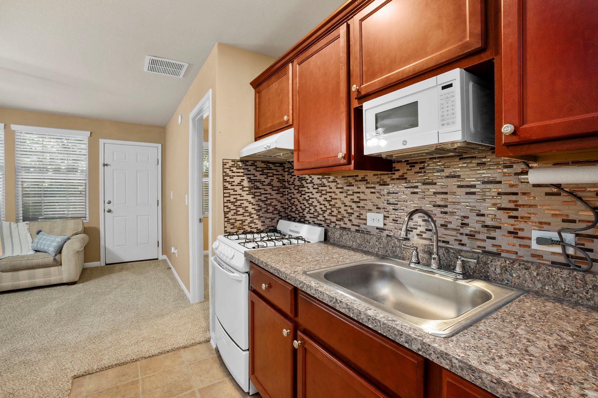 340 Trestle Tree, San Marcos, TX 78666