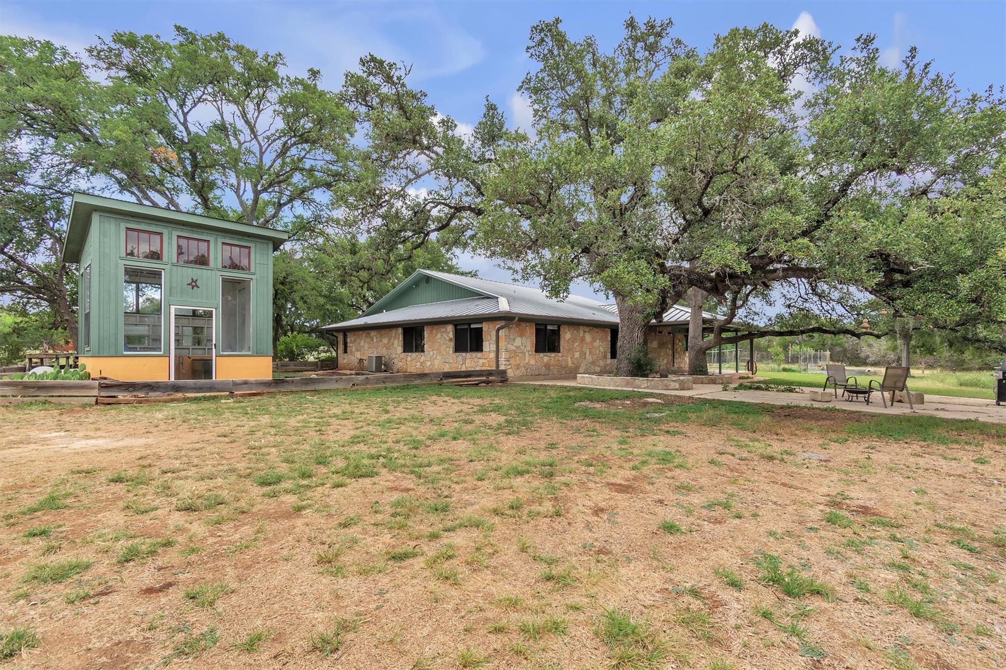 700 Billie Brooks Ln, Driftwood, TX 78619