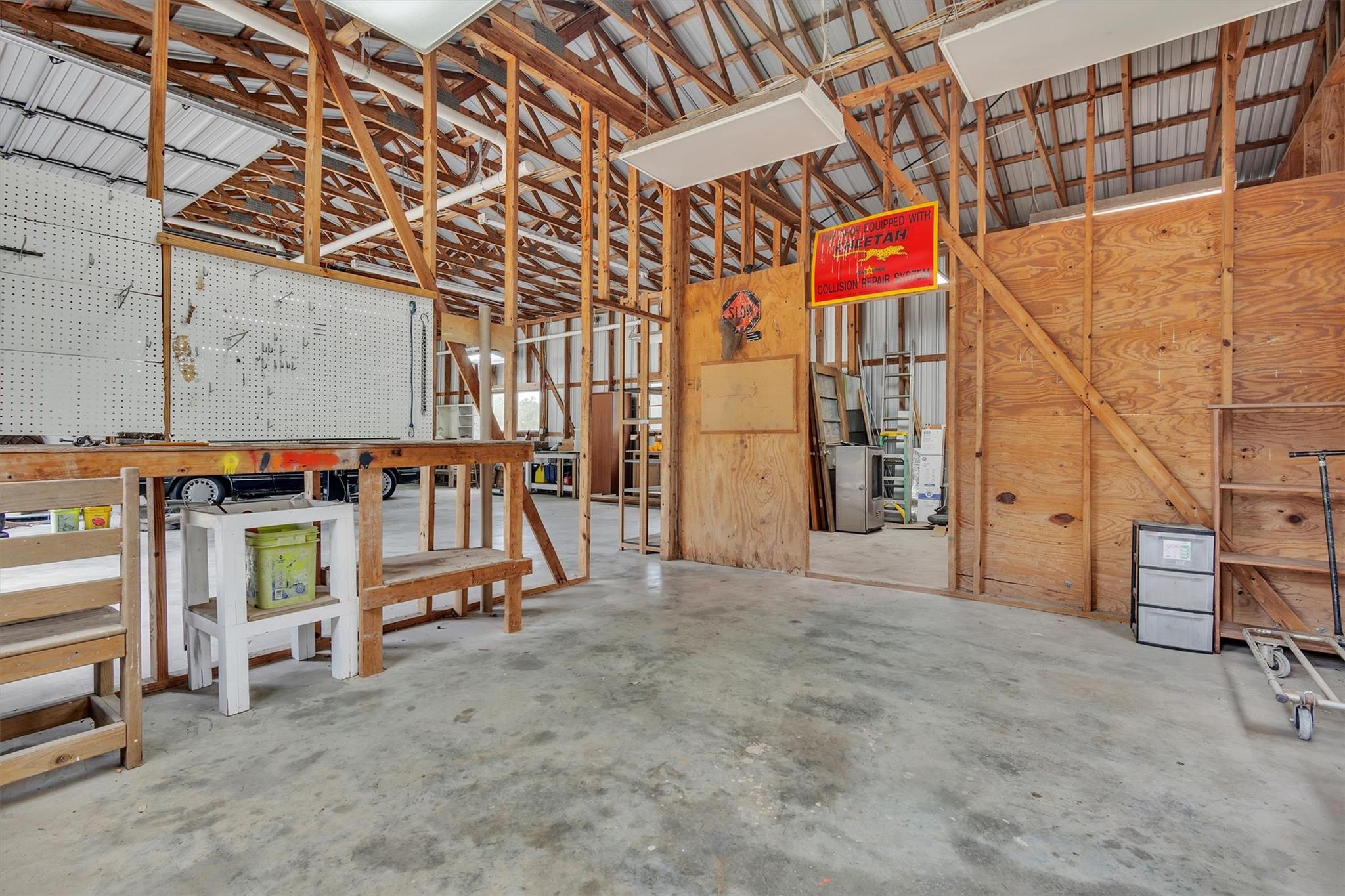 700 Billie Brooks Ln, Driftwood, TX 78619