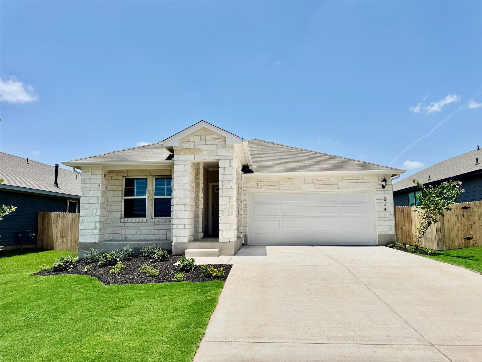 Cedar Creek, TX 78612