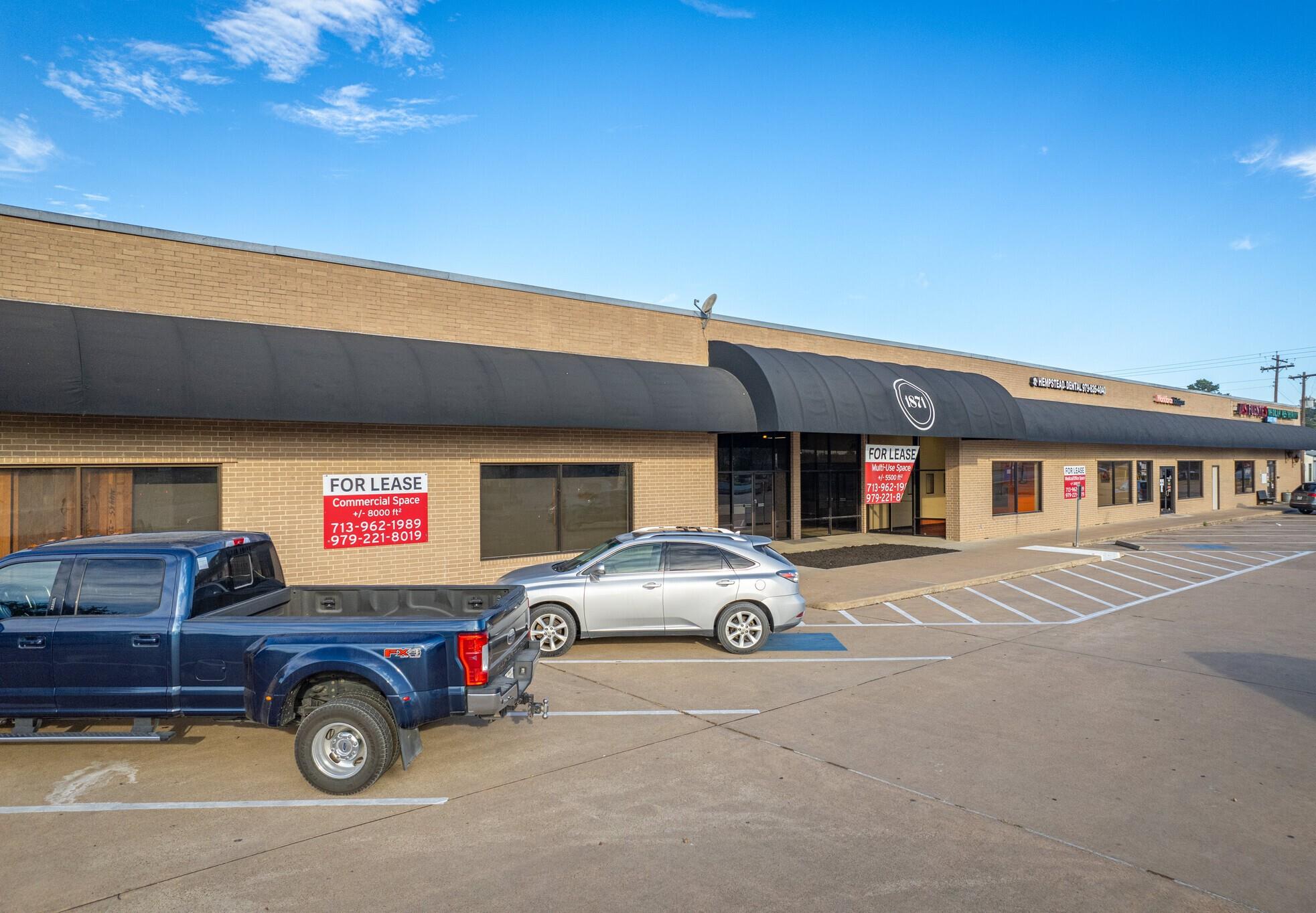 630 10th St C, Hempstead, TX 77445