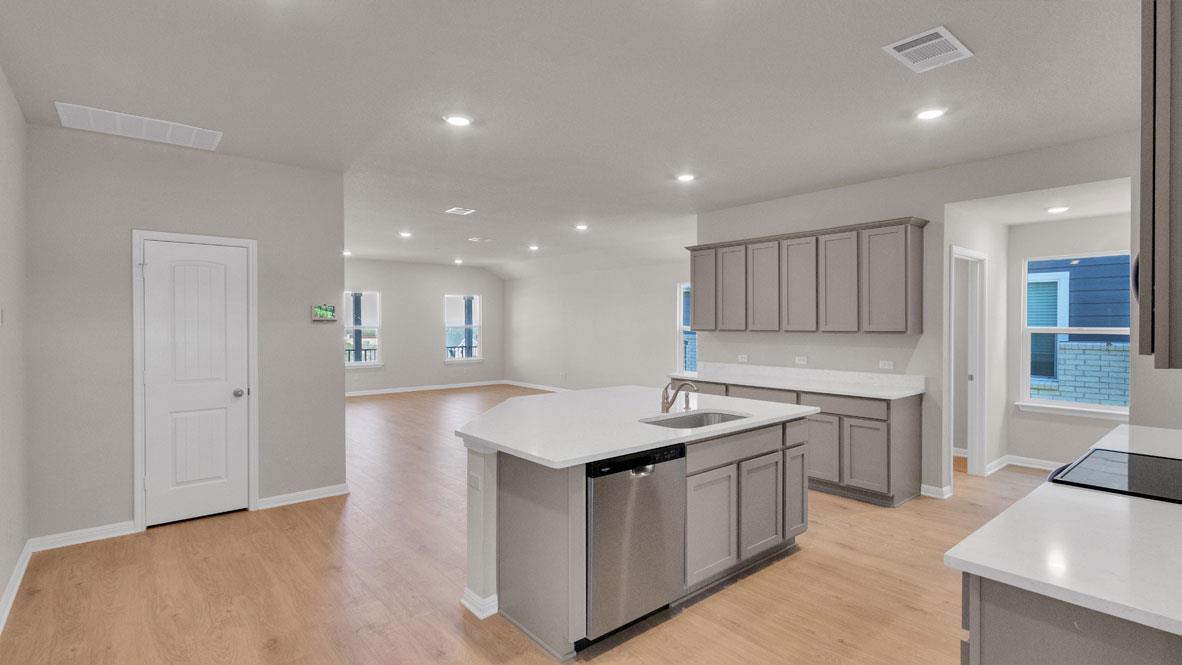 217 Rock Springs Dr, Marble Falls, TX 78654