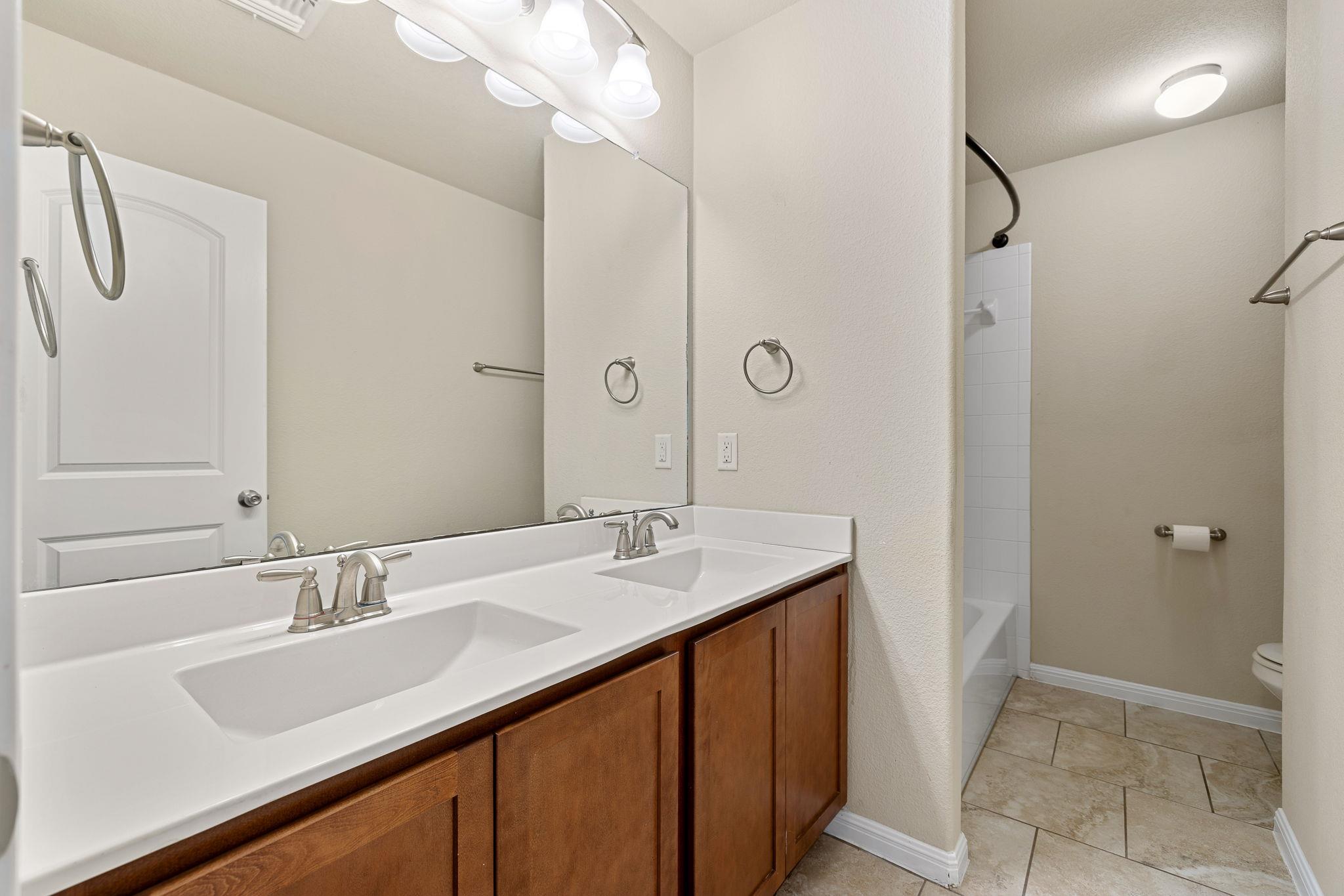 605 Joppa Rd, Leander, TX 78641