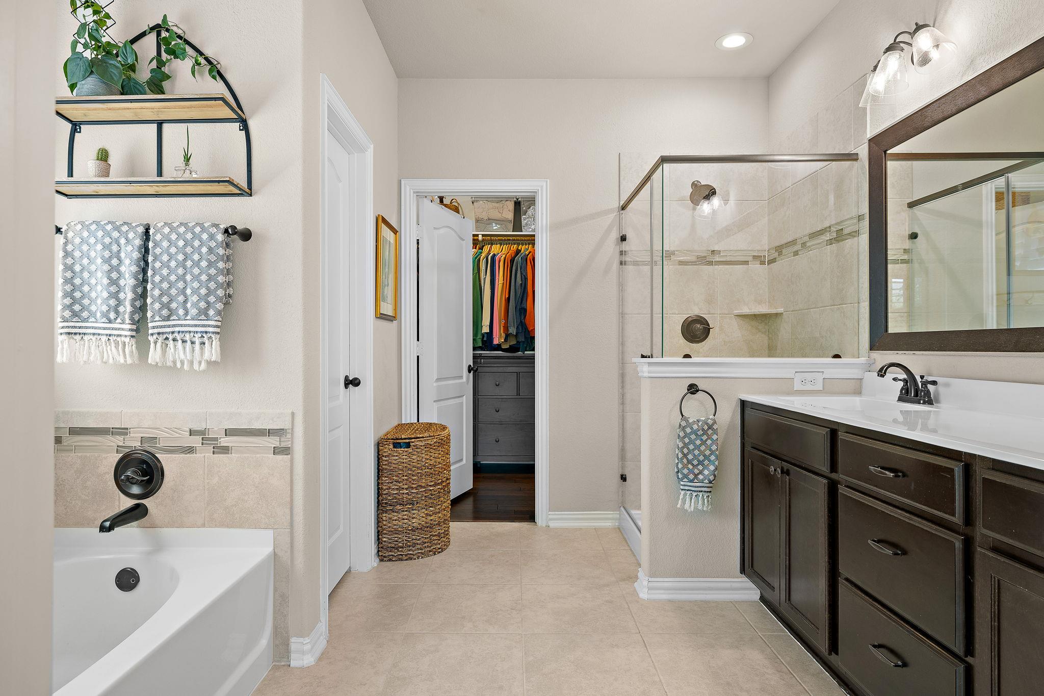 211 Volterra Cv, Georgetown, TX 78628