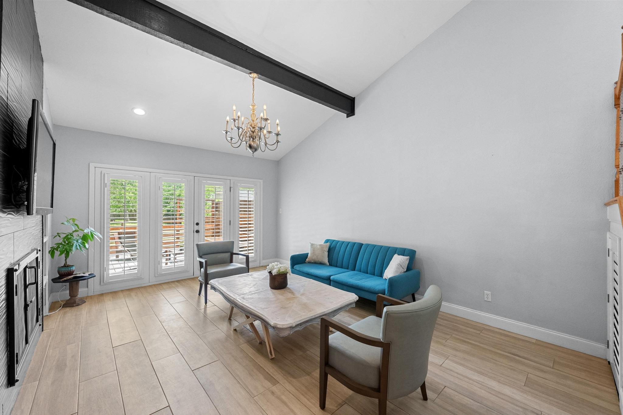 6110 Gardenridge Holw, Austin, TX 78750