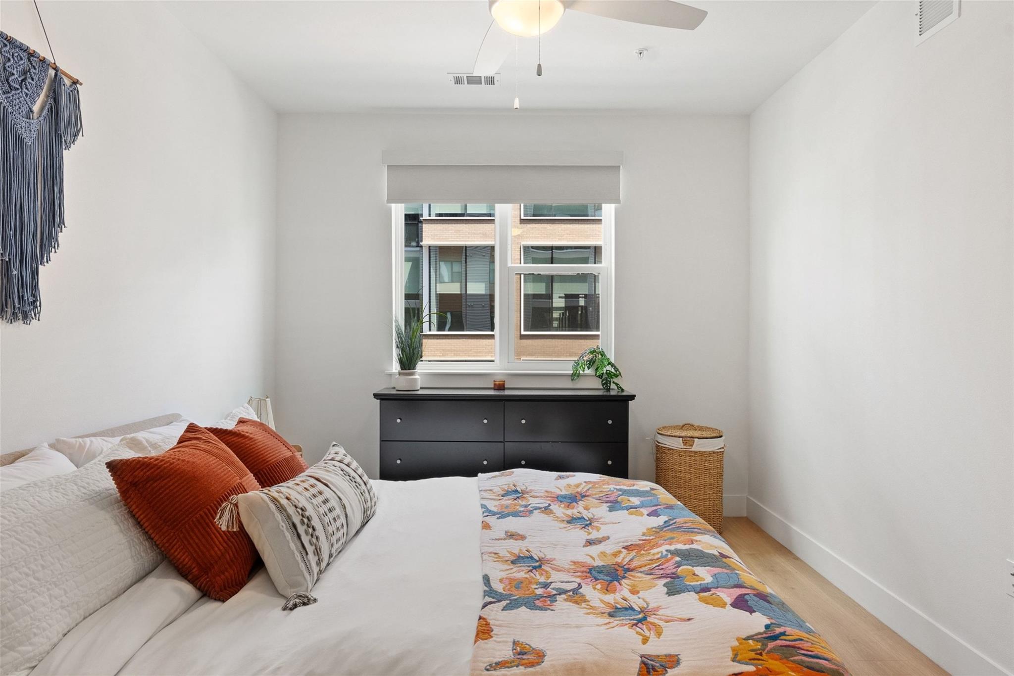 1701 Simond Ave # 305, Austin, TX 78723