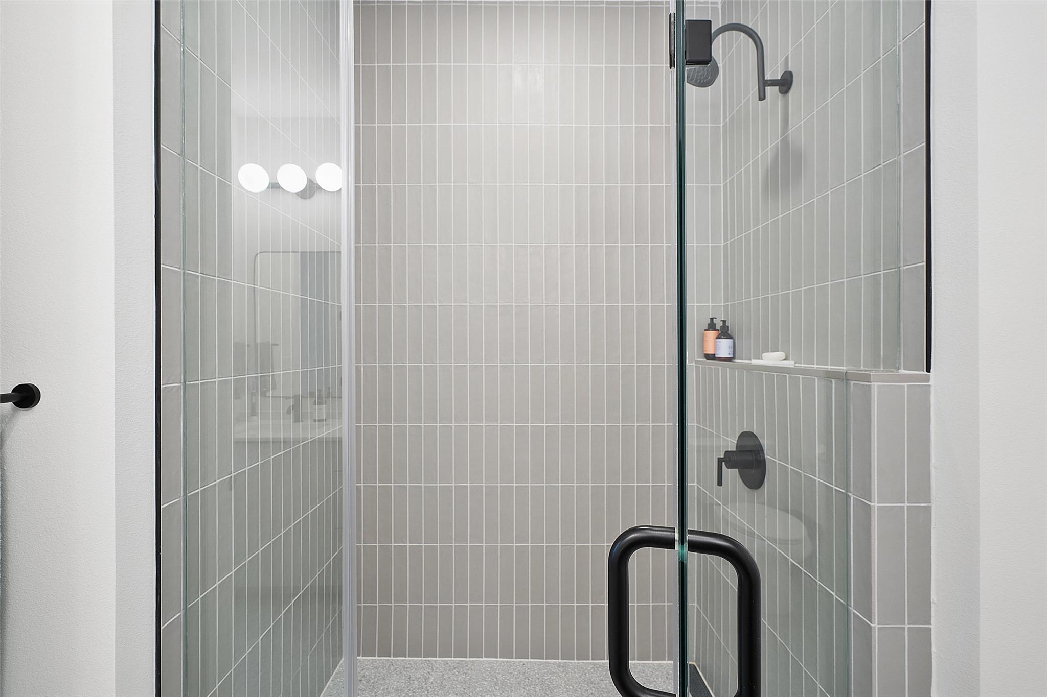 1701 Simond Ave # 305, Austin, TX 78723