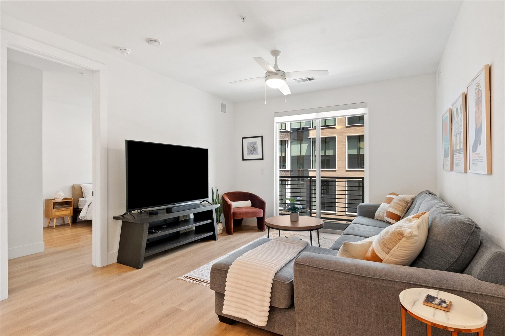 1701 Simond Ave # 305, Austin, TX 78723