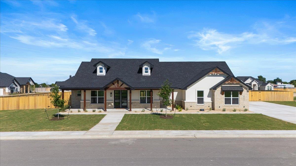 6792 King Mill Dr, Salado, TX 76571