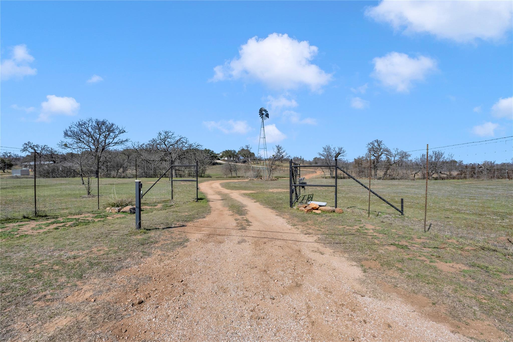 171 County Road 117 Rd, Llano, TX 78643