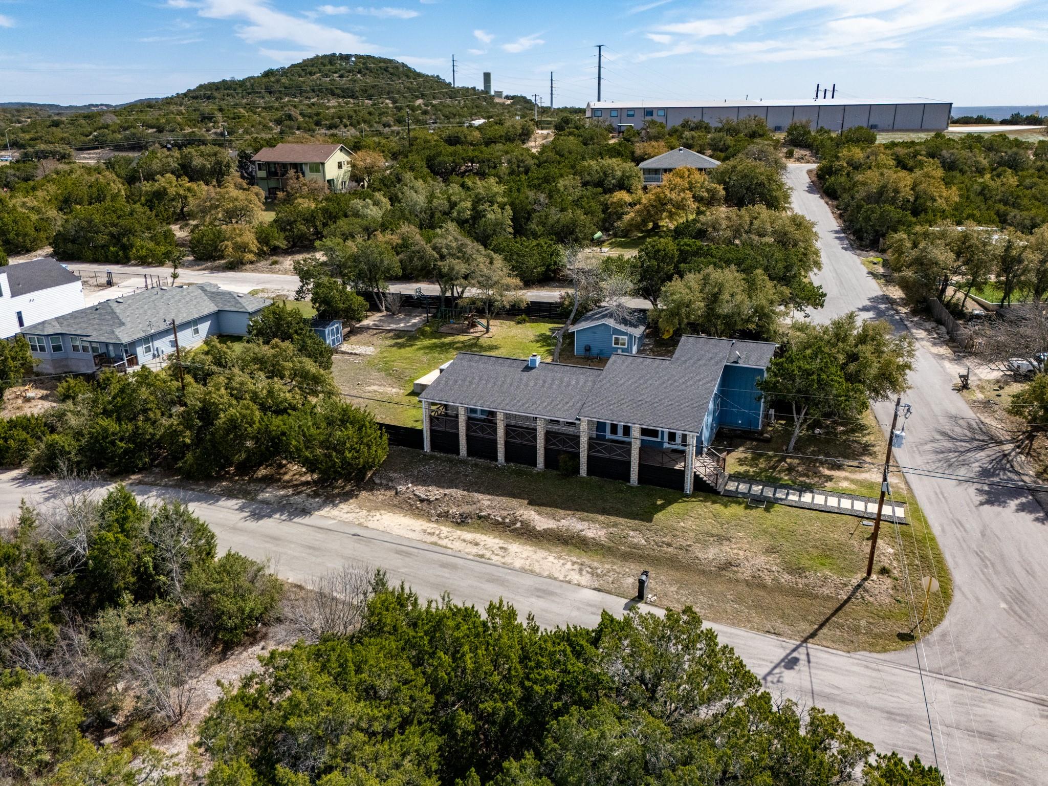 6607 Avenida Ann Dr, Lago Vista, TX 78645