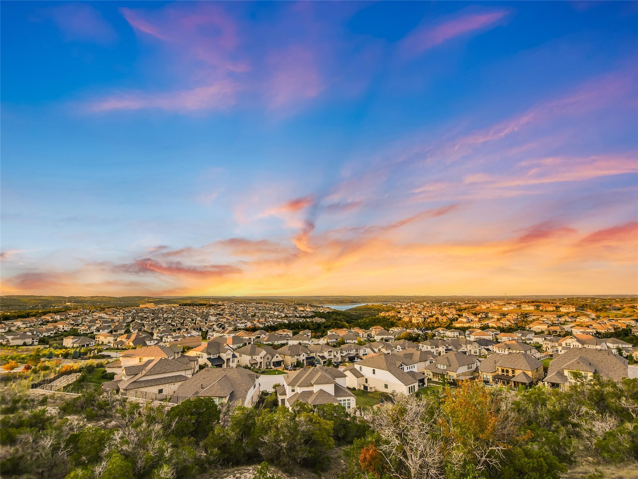 8 Maybury Way, Lakeway, TX 78738