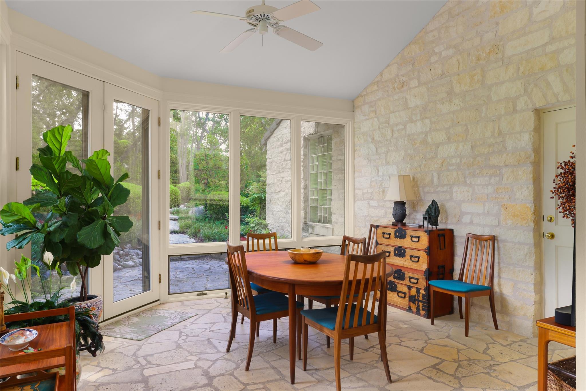 3200 Riva Ridge Rd, Austin, TX 78746