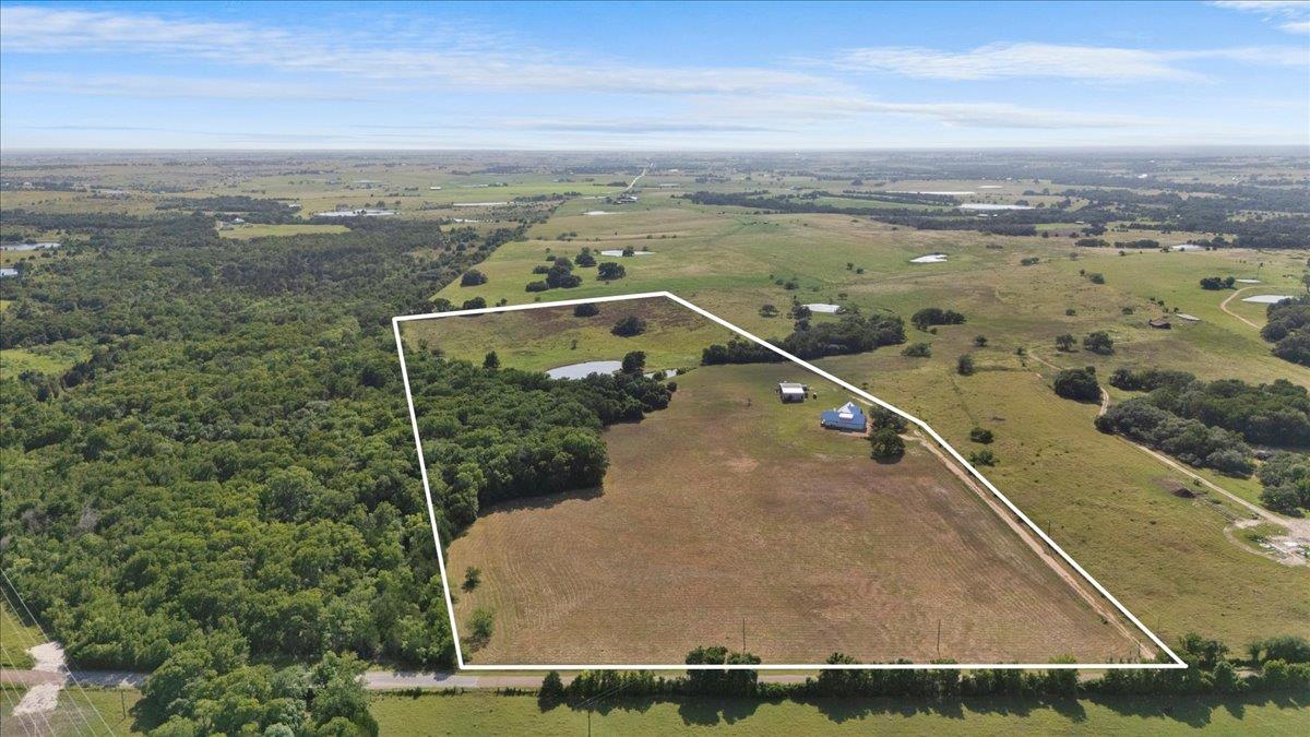 7100 Munke Rd, La Grange, TX 78945