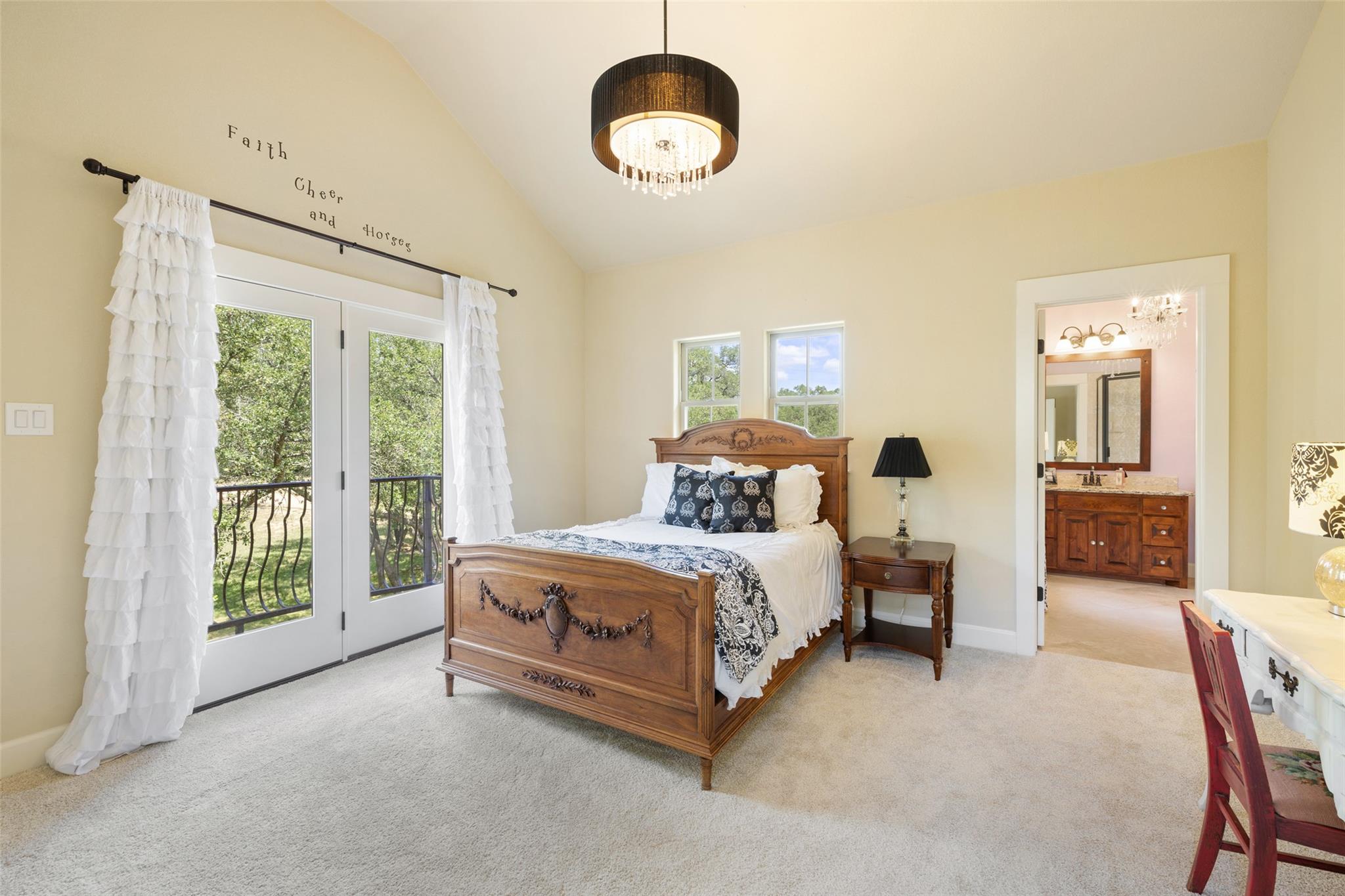 23923 Tres Coronas Dr, Spicewood, TX 78669