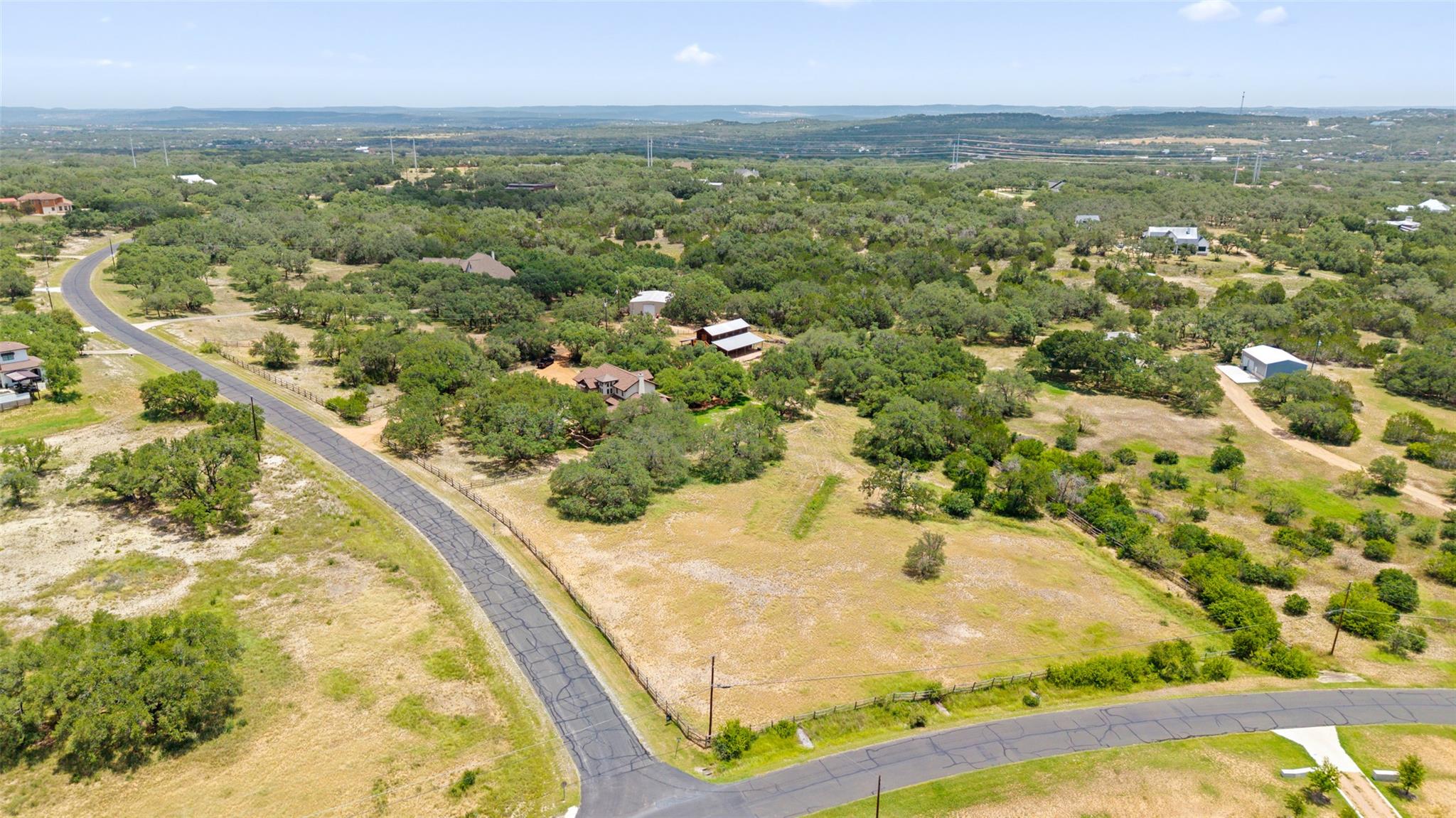 23923 Tres Coronas Dr, Spicewood, TX 78669