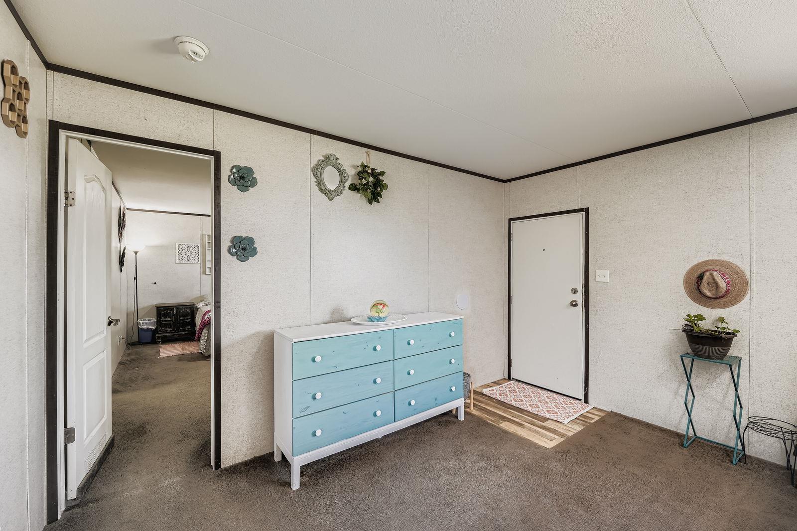 435 Still Meadow Dr, Dale, TX 78616