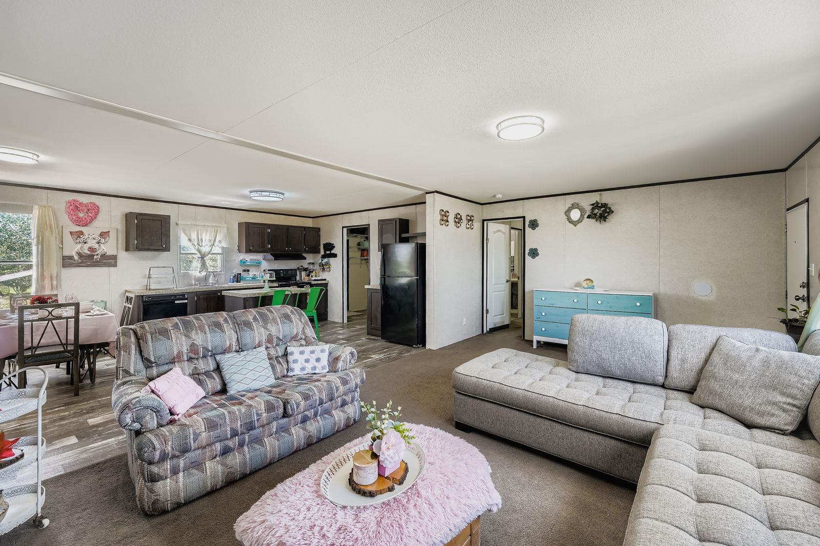 435 Still Meadow Dr, Dale, TX 78616