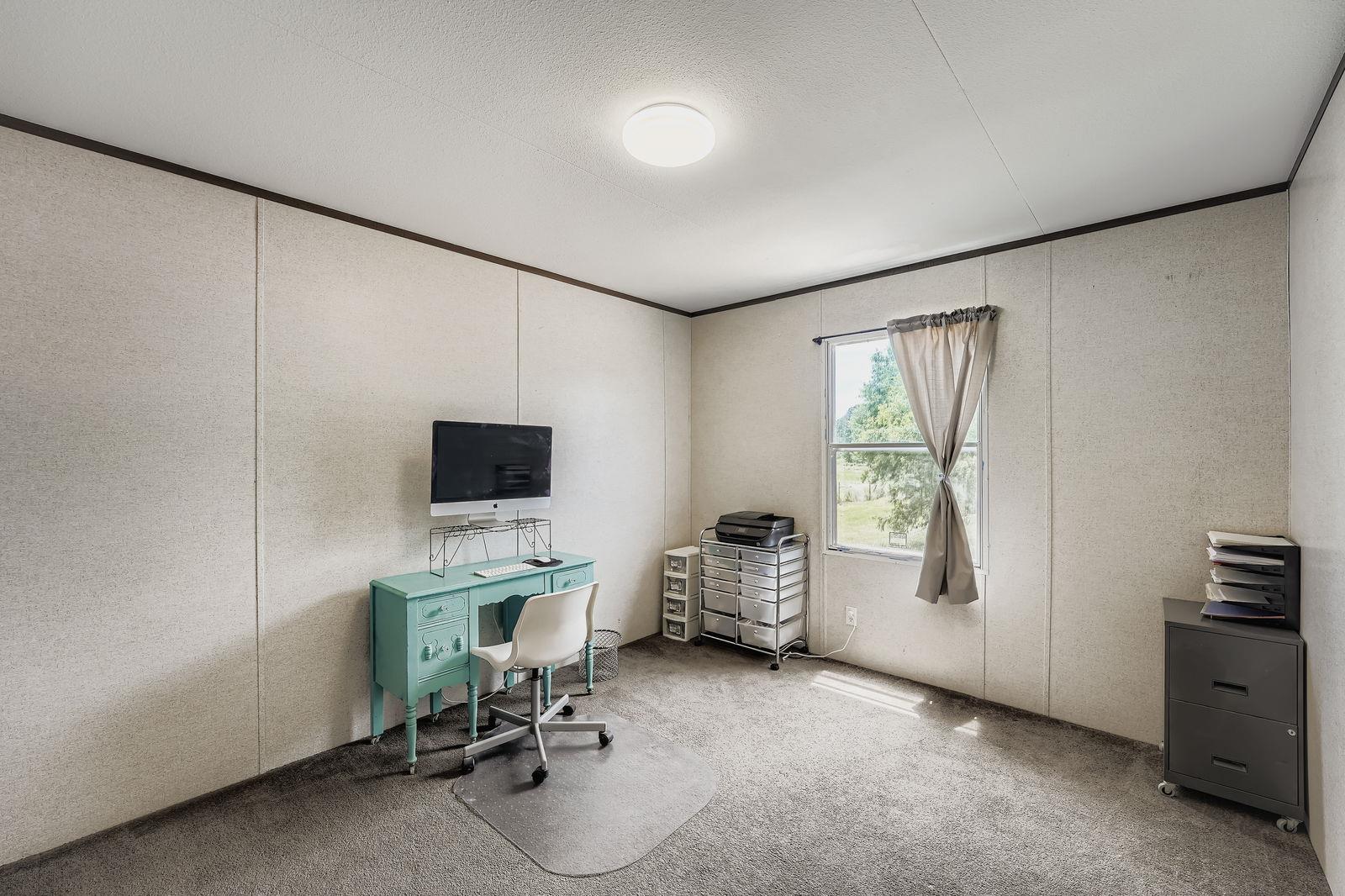 435 Still Meadow Dr, Dale, TX 78616