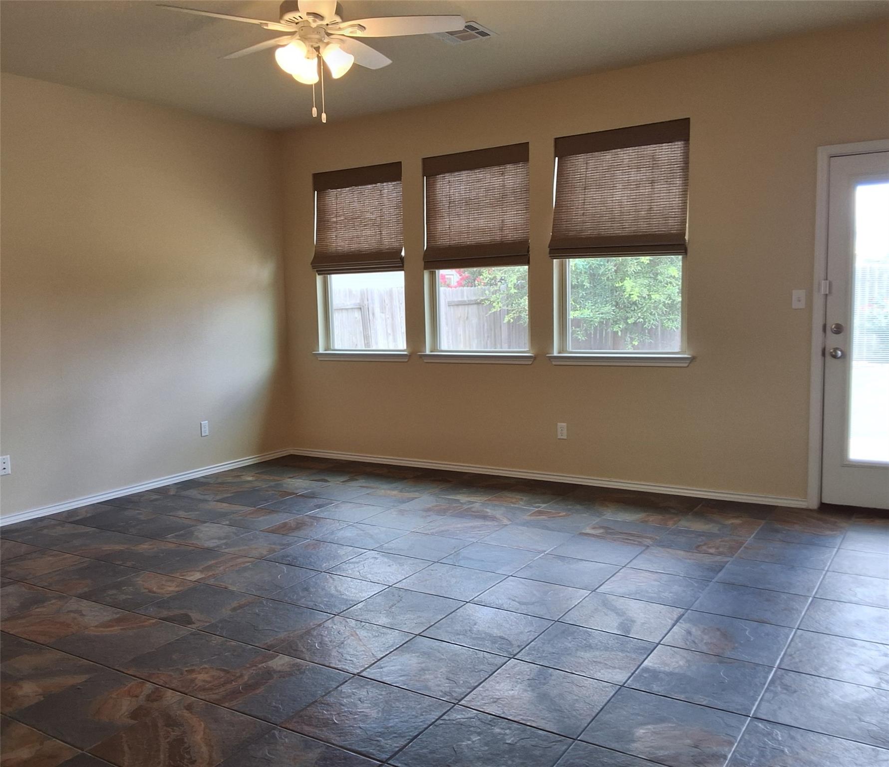 144 Sage Meadows Dr, San Marcos, TX 78666