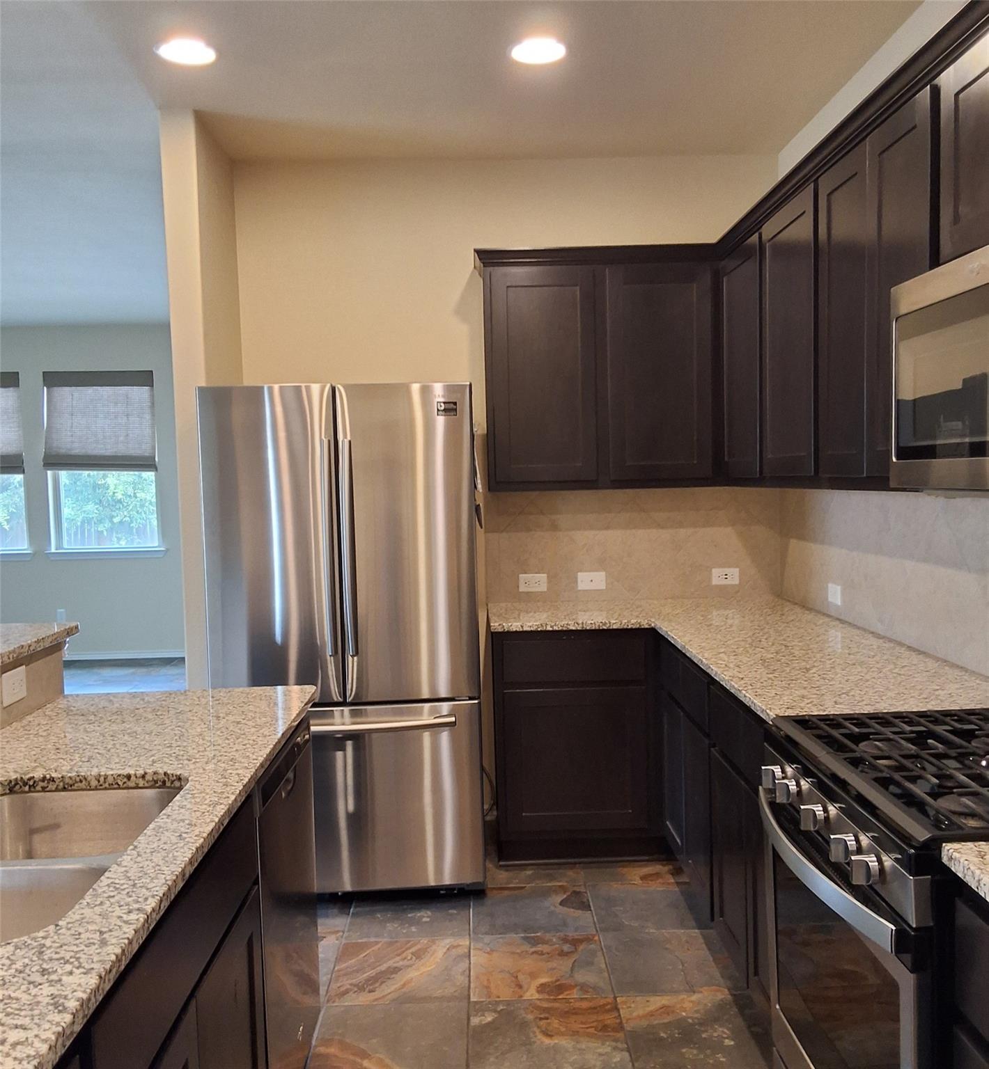 144 Sage Meadows Dr, San Marcos, TX 78666