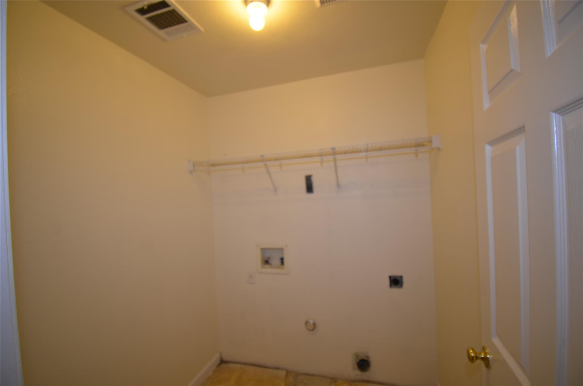 220 N Crossing Trl, Round Rock, TX 78665