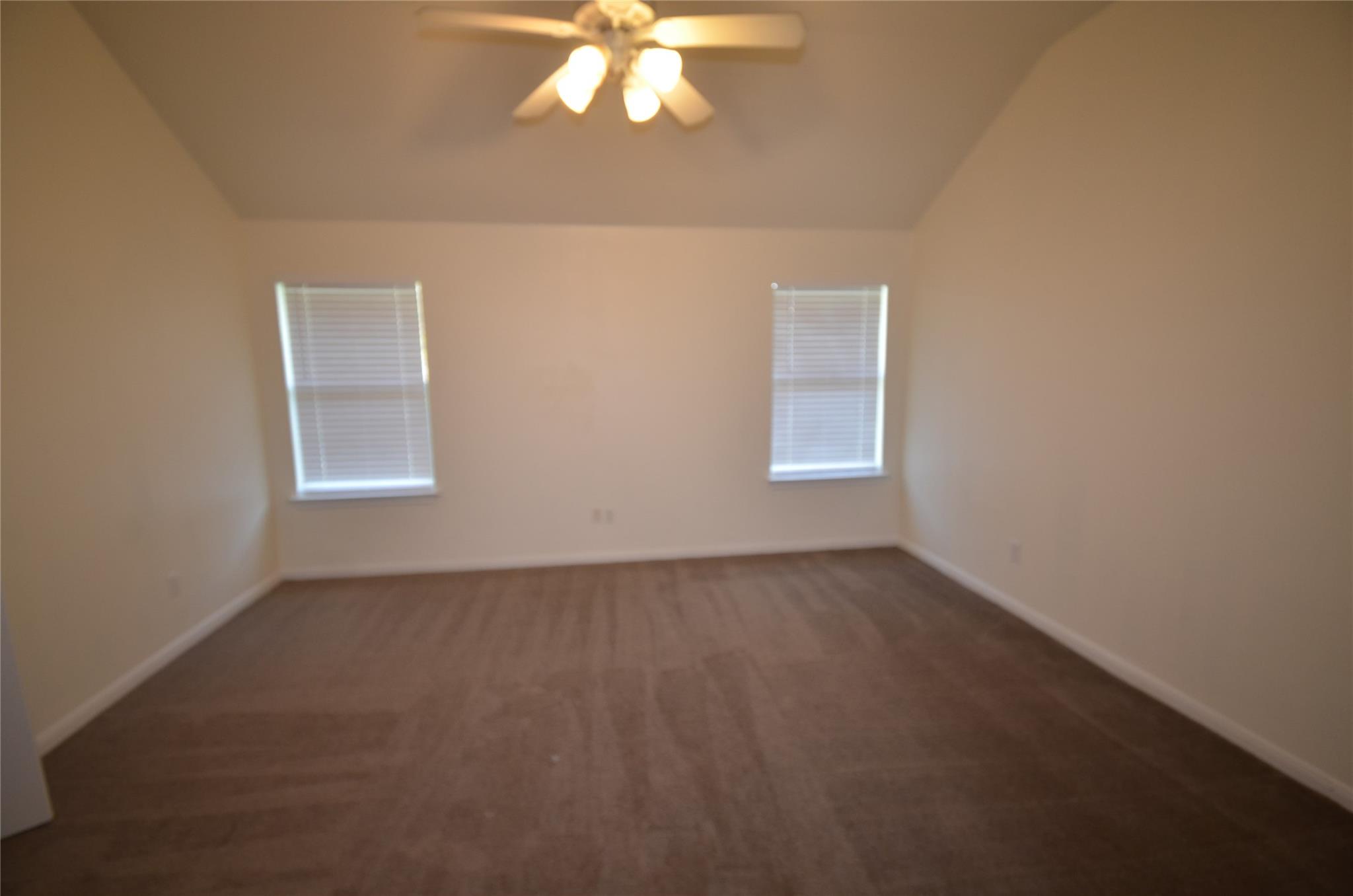 220 N Crossing Trl, Round Rock, TX 78665