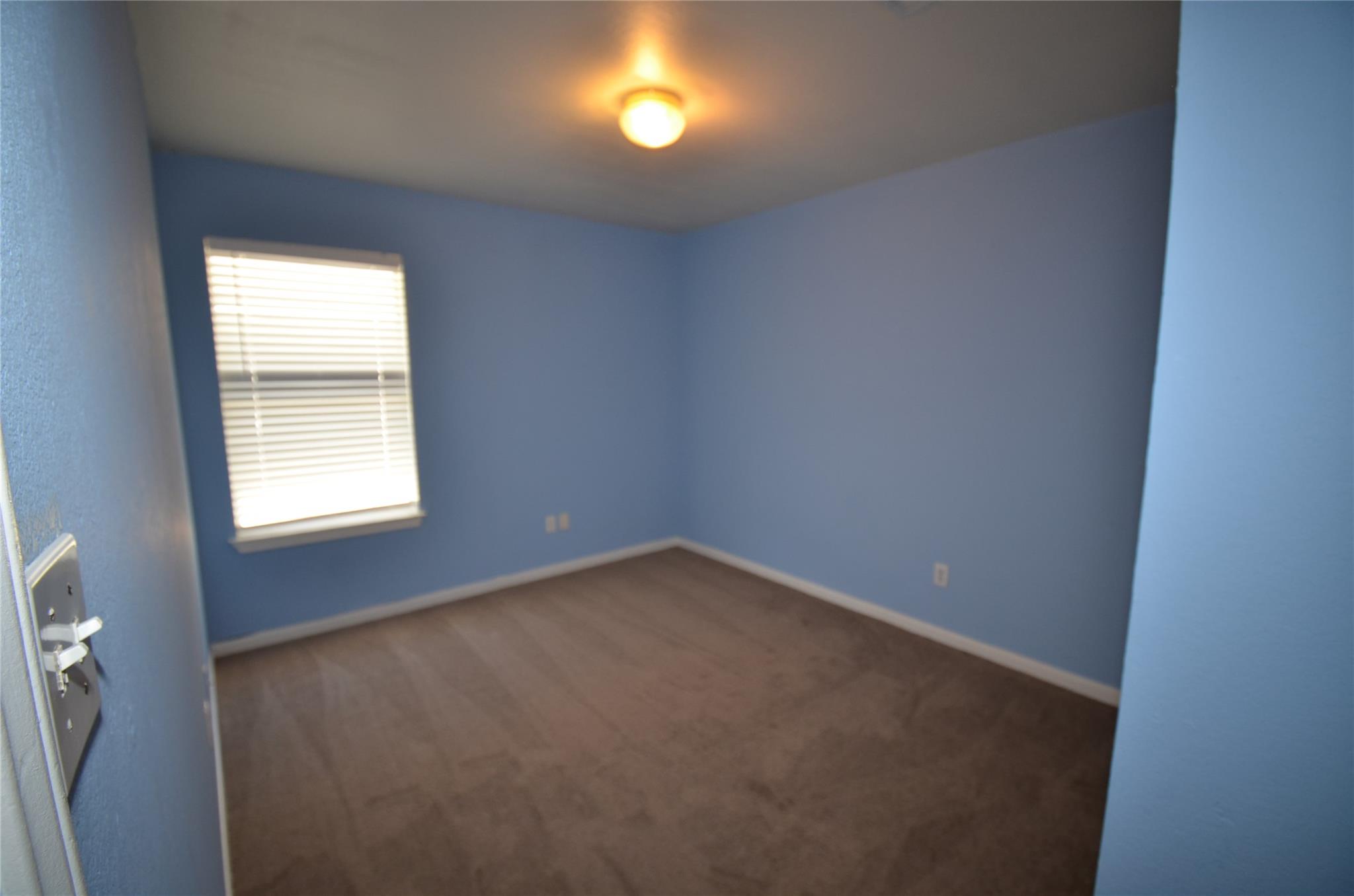 220 N Crossing Trl, Round Rock, TX 78665