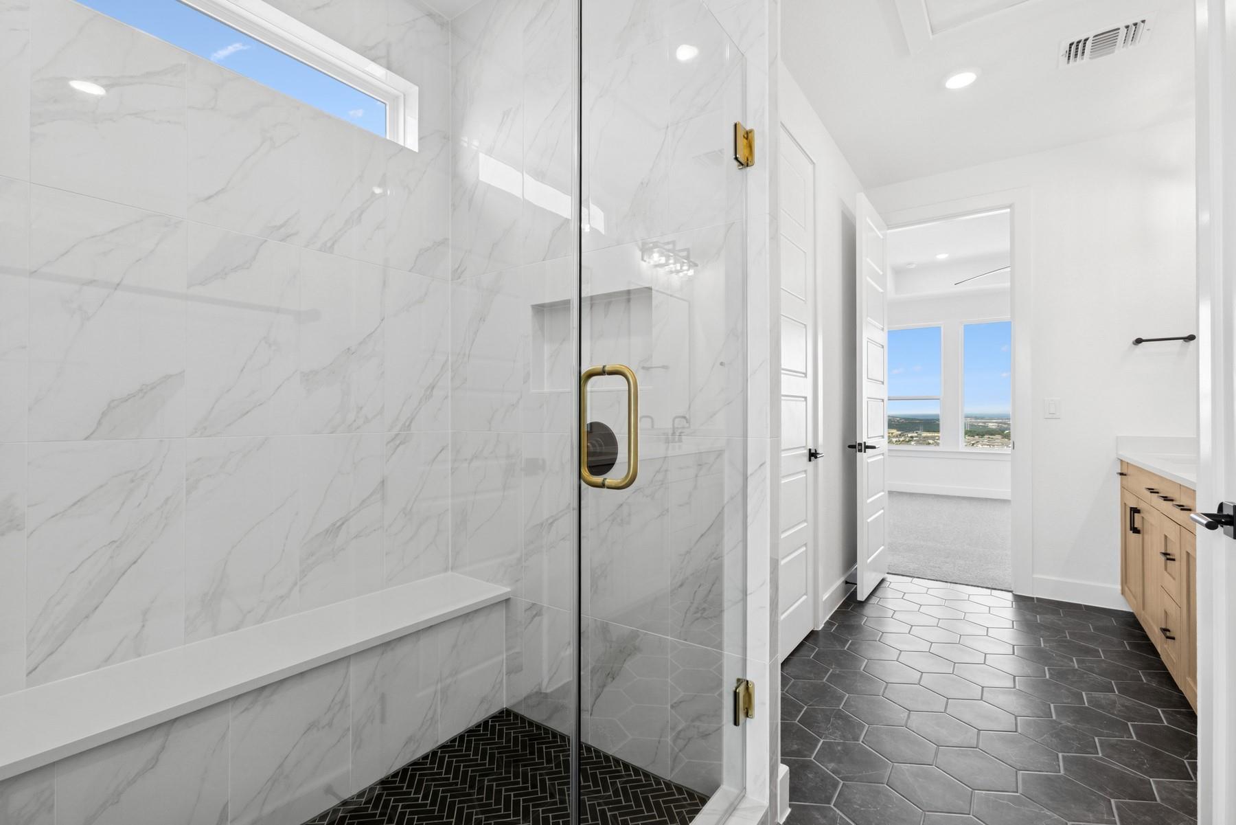 18 Maybury Way, Lakeway, TX 78738