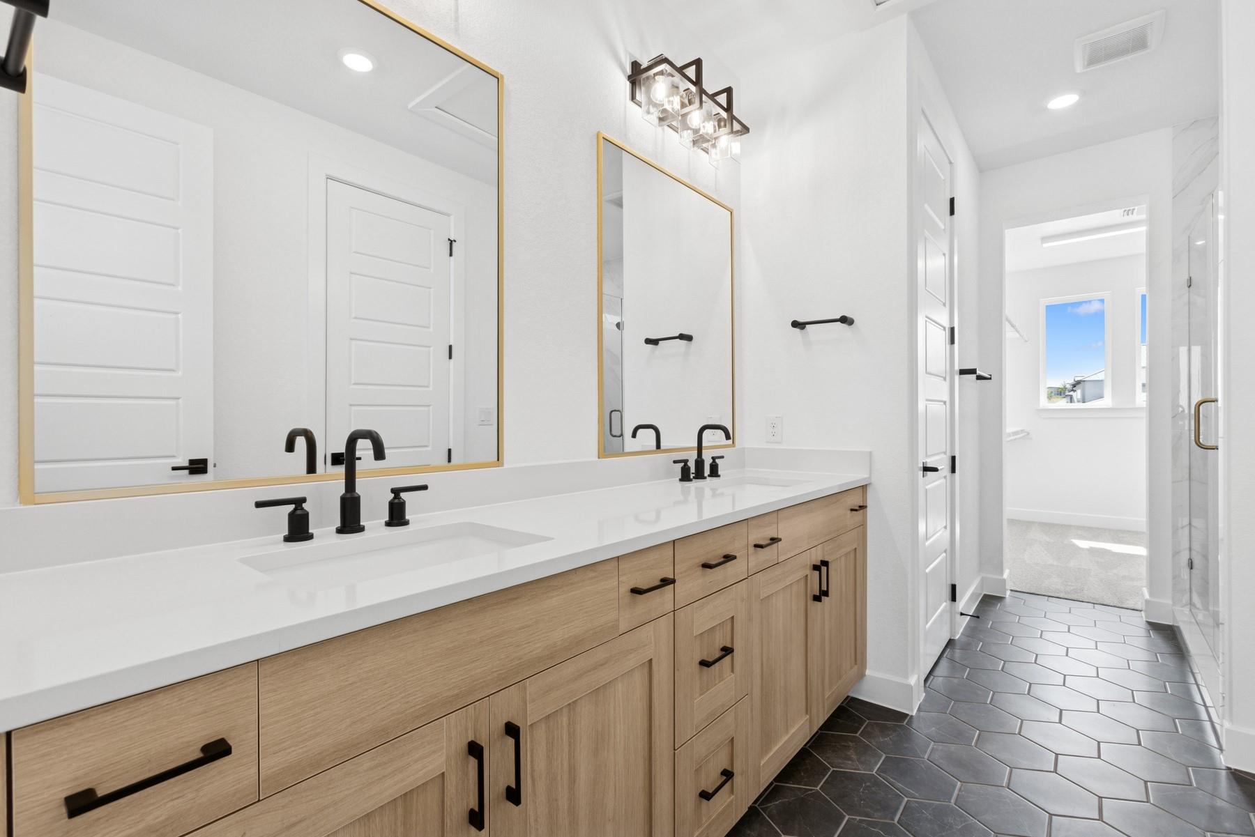 18 Maybury Way, Lakeway, TX 78738